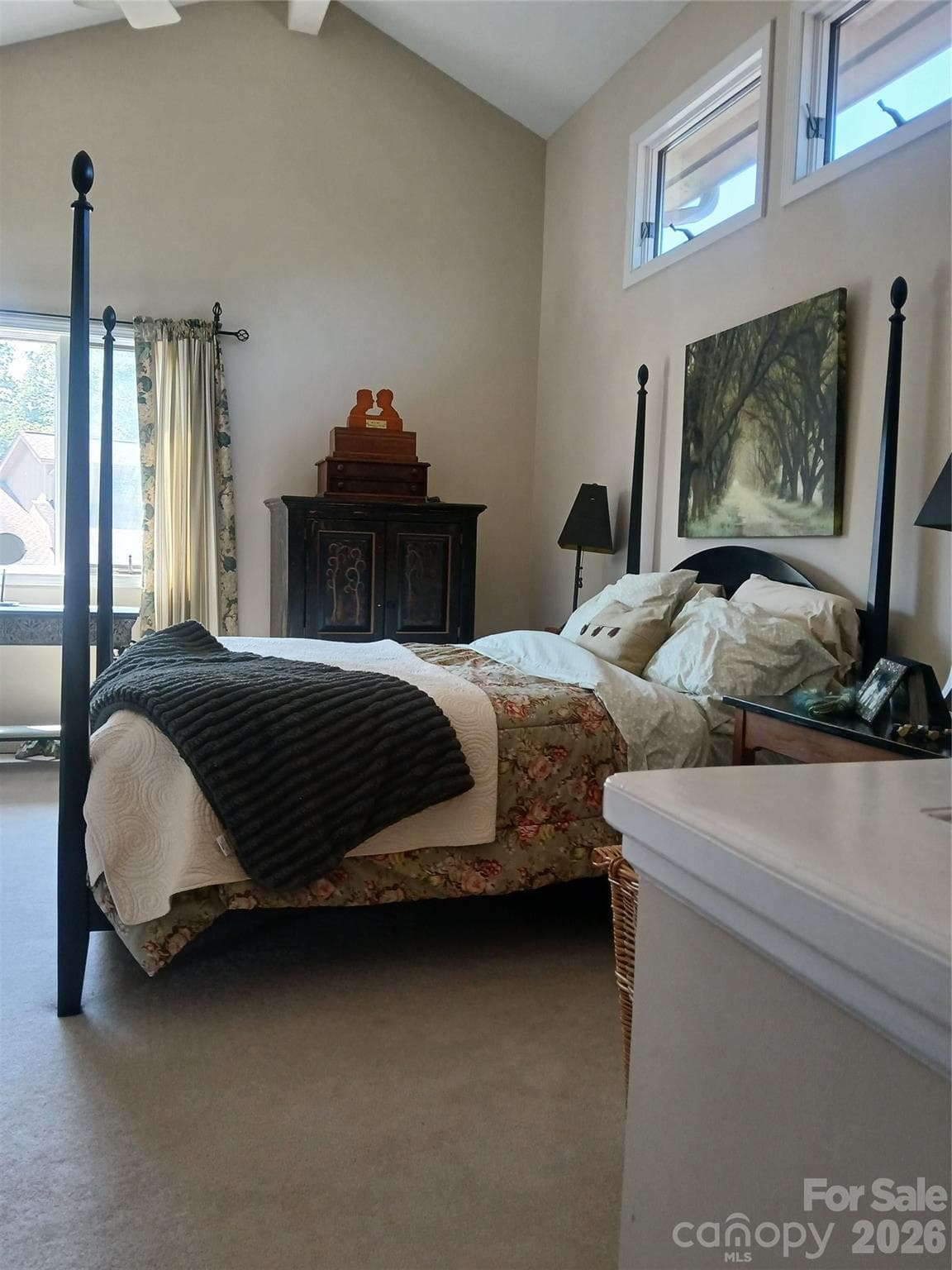 Loft - 304 red oak Drive, Hendersonville