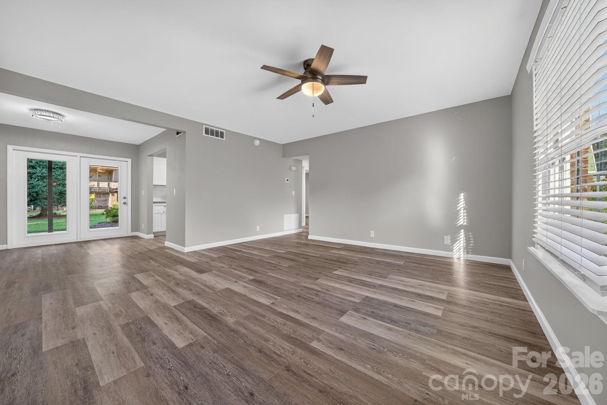 Condominium at 2610 Park Road, Charlotte, photo 6 of 33