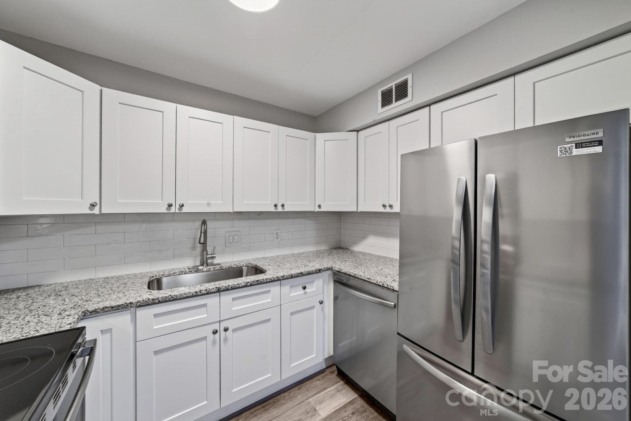 Condominium at 2610 Park Road, Charlotte, photo 13 of 33