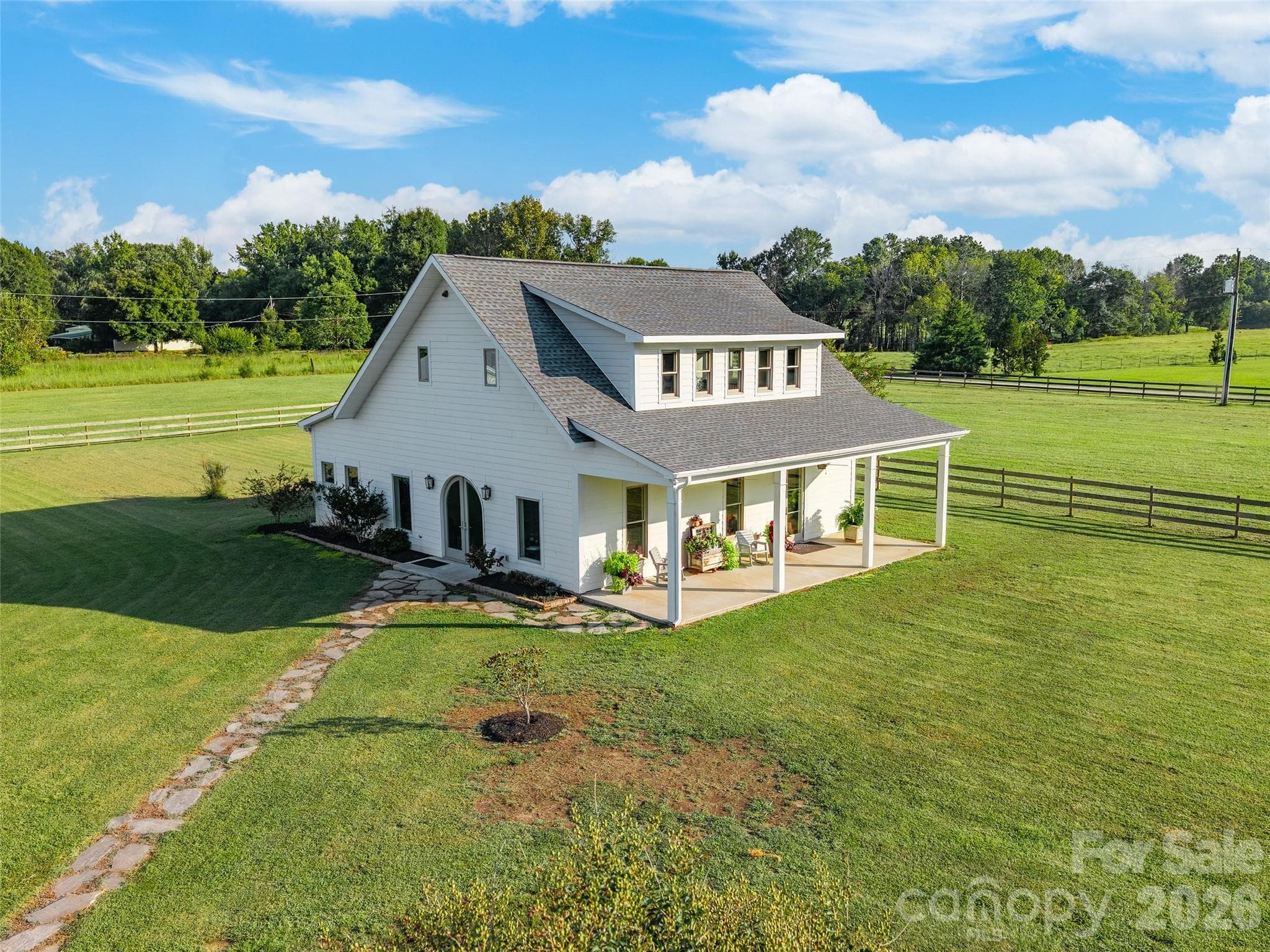 Single Family Residence at 2298 Willow Creek Road, Rock Hill, photo 34 of 48