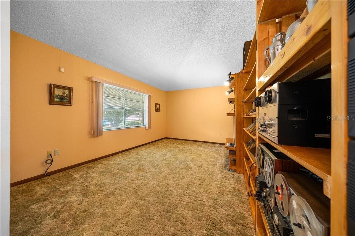 Single Family Residence at 17371 SW 26TH TERRACE RD, OCALA, photo 4 of 53
