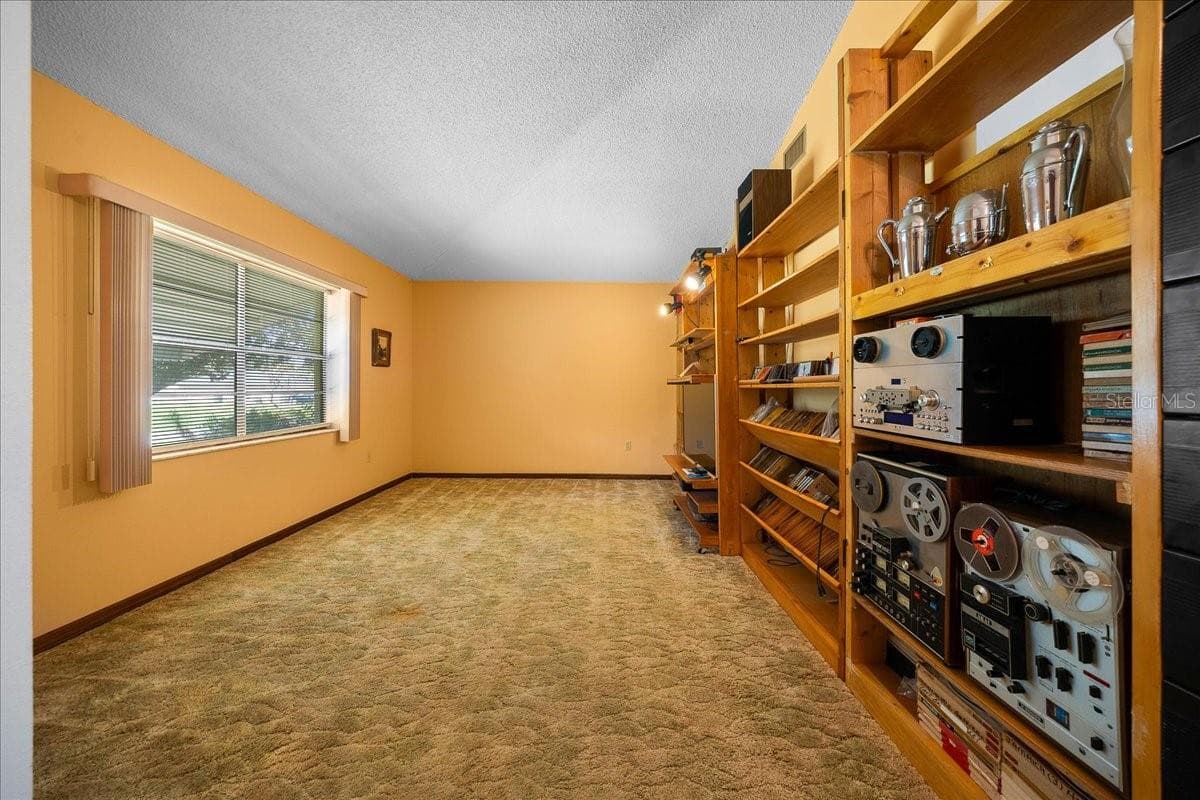 Single Family Residence at 17371 SW 26TH TERRACE RD, OCALA, photo 5 of 53