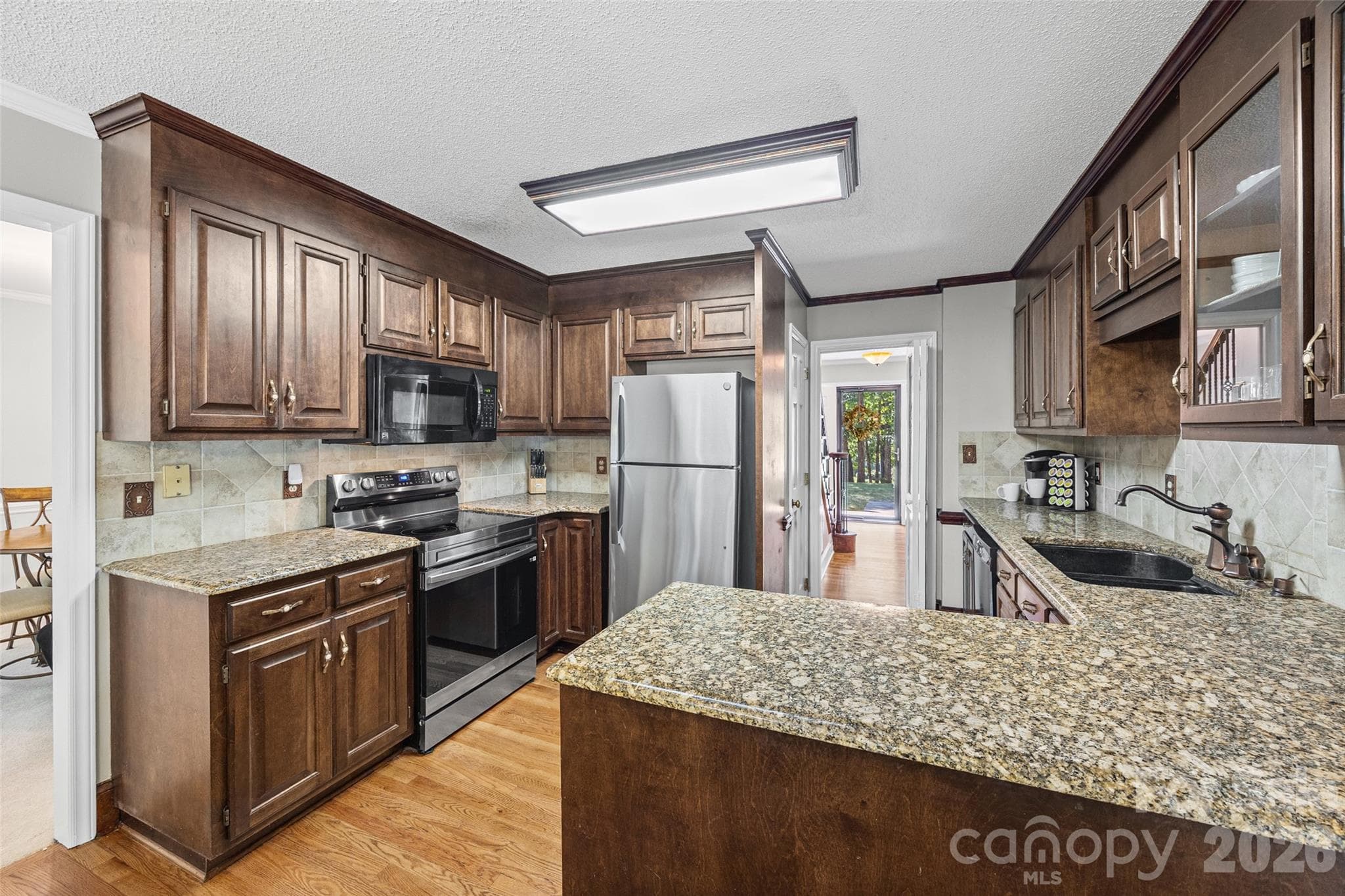 Single Family Residence at 1596 Old Tara Lane, Fort Mill, photo 9 of 37
