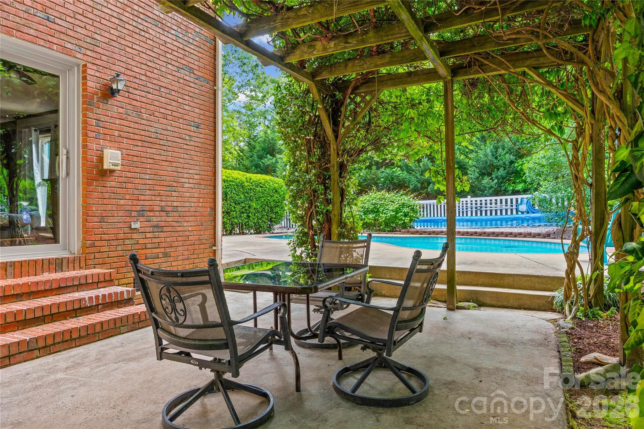 Single Family Residence at 1596 Old Tara Lane, Fort Mill, photo 27 of 37
