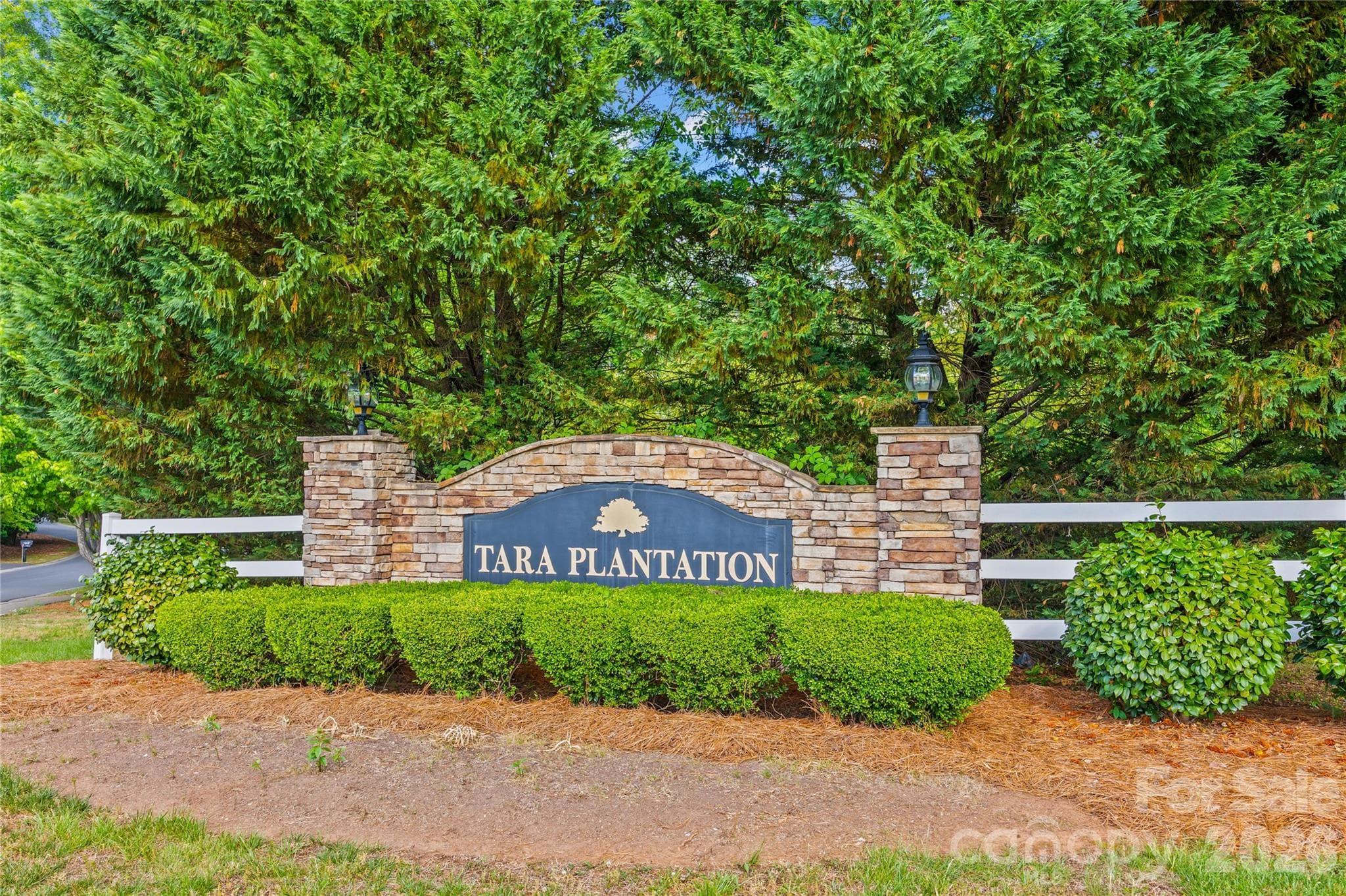 Single Family Residence at 1596 Old Tara Lane, Fort Mill, photo 36 of 37