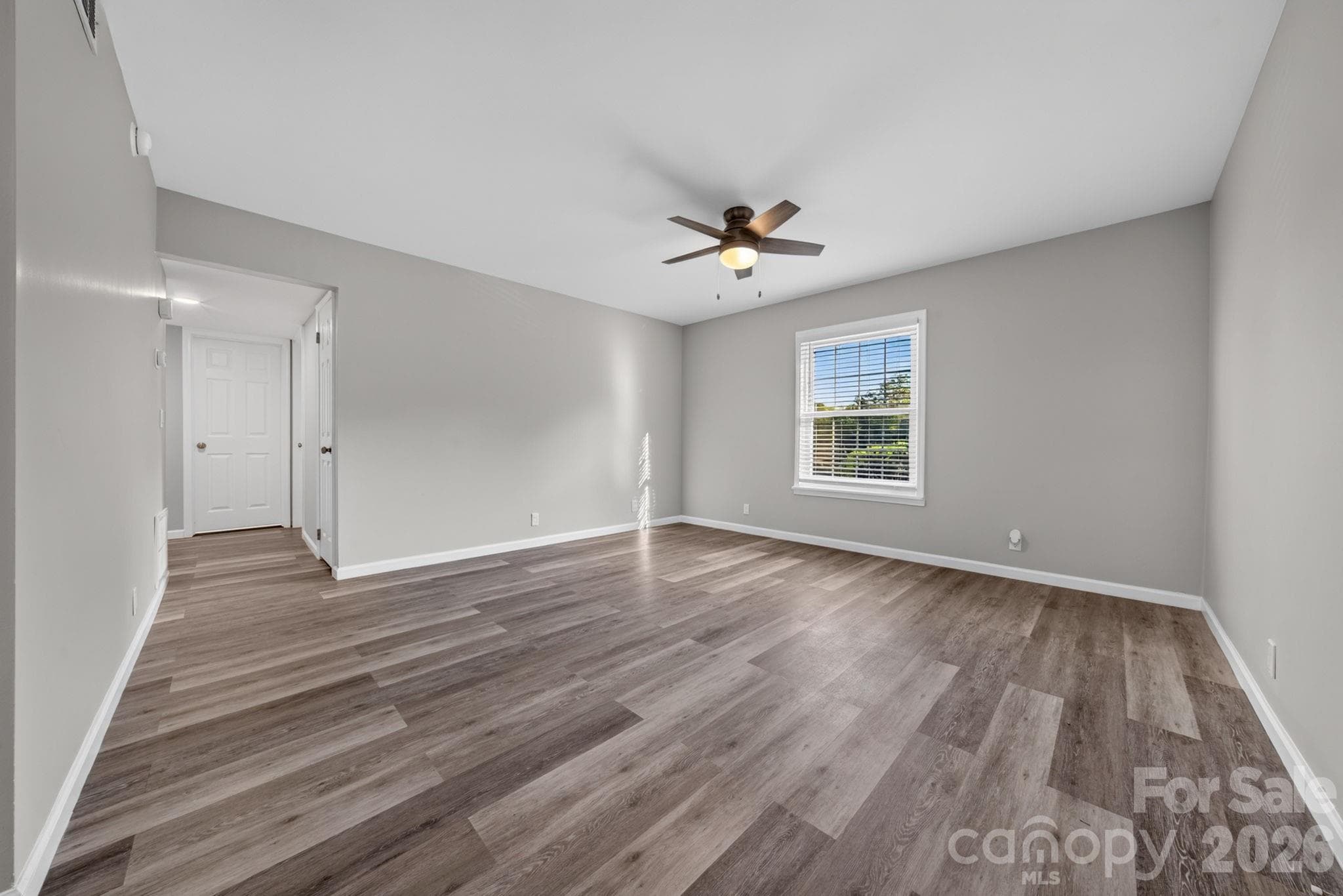 Condominium at 2610 Park Road, Charlotte, photo 5 of 33