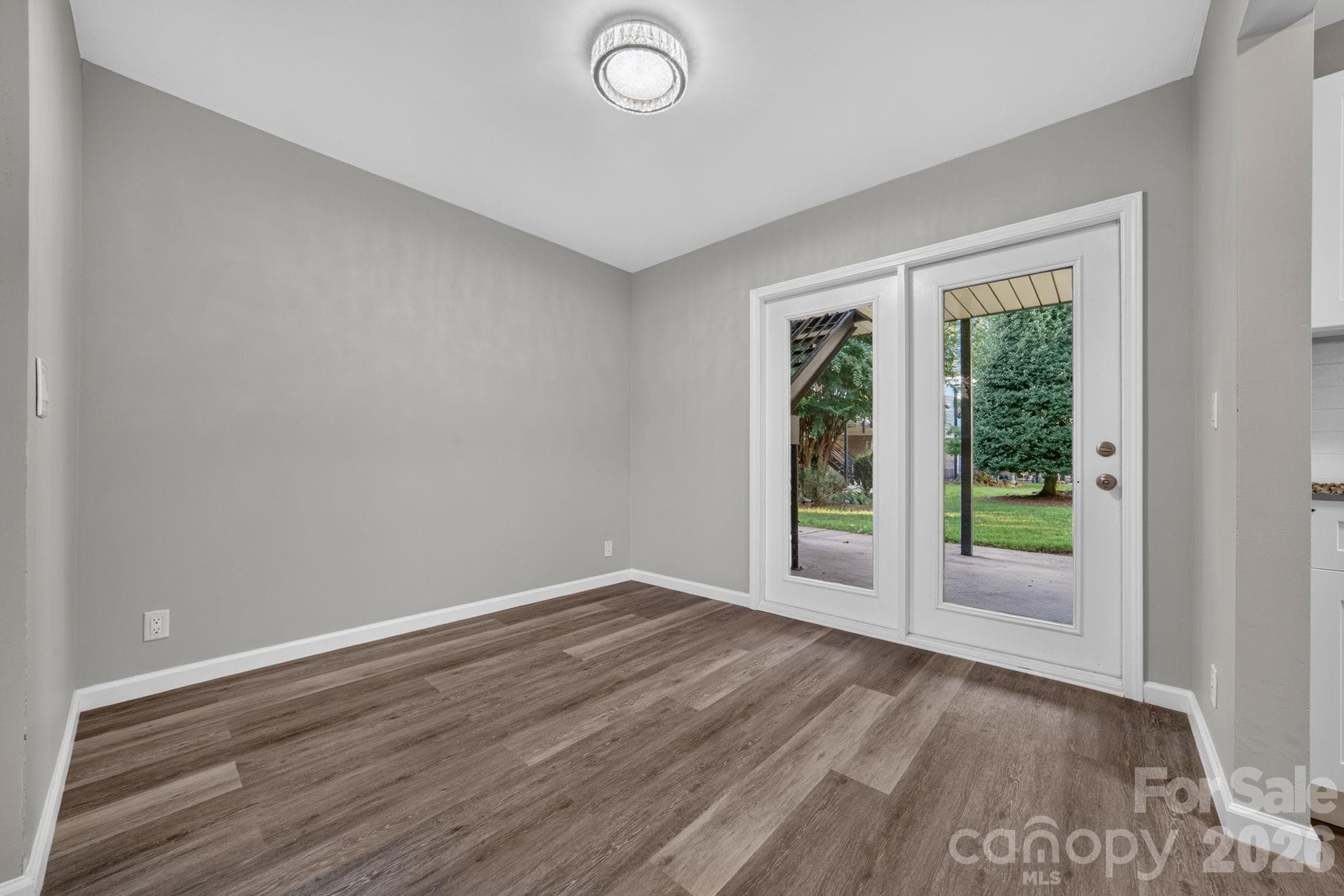 Condominium at 2610 Park Road, Charlotte, photo 7 of 33