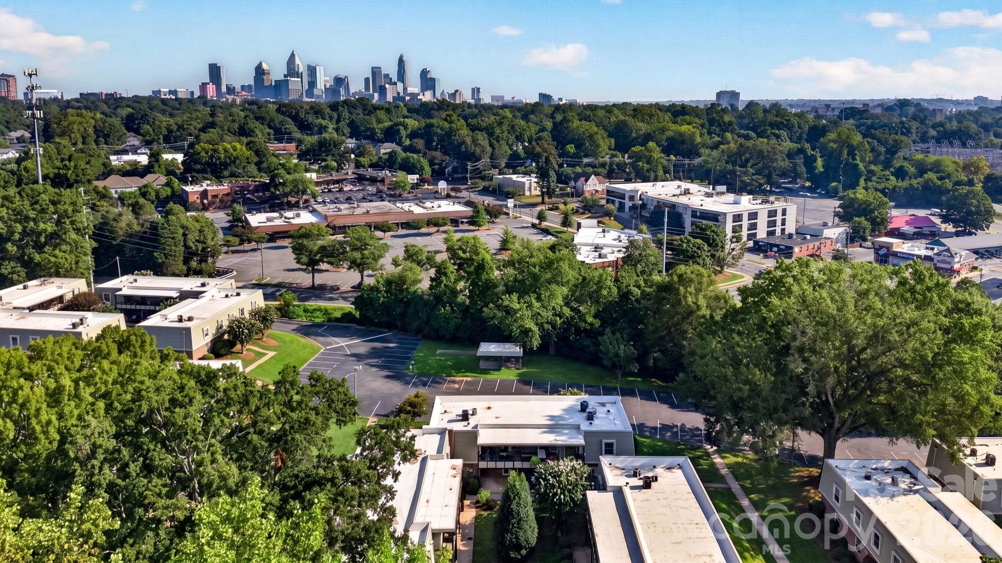 Condominium at 2610 Park Road, Charlotte, photo 32 of 33