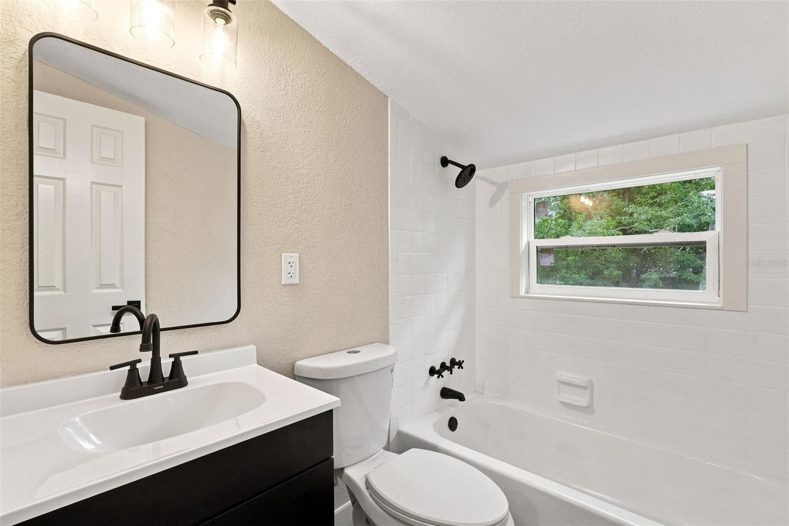 Duplex at 264 LAWS LN, ORMOND BEACH, photo 13 of 40