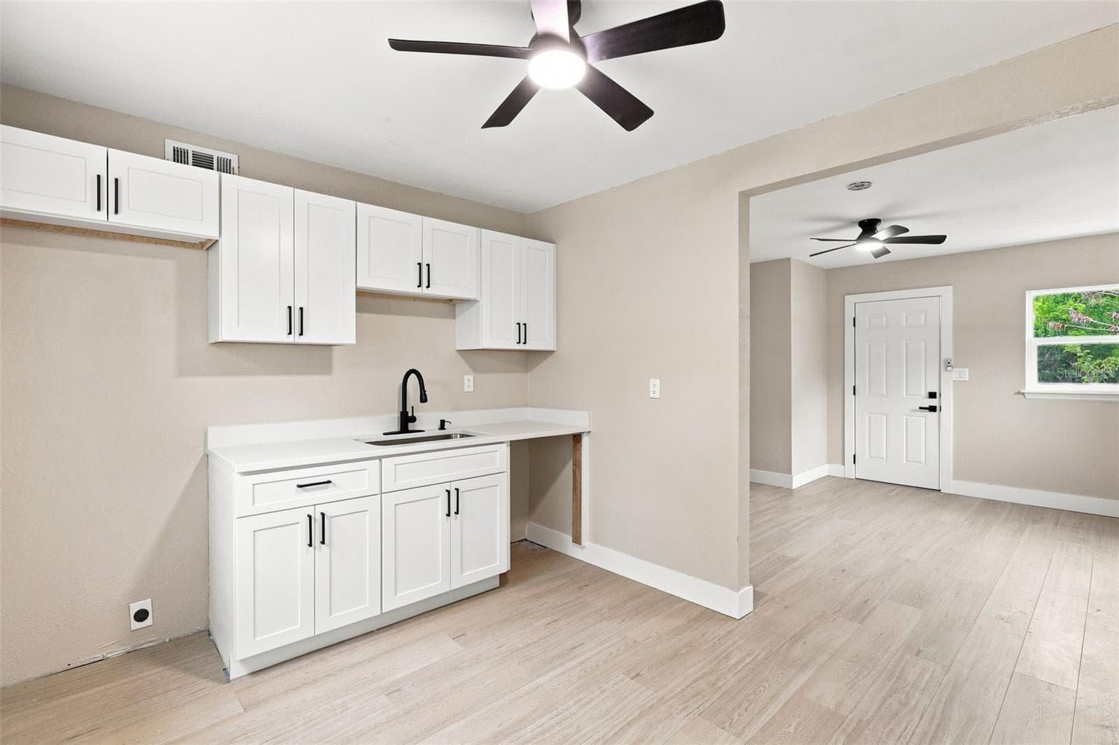 Single Family Residence at 264 LAWS LN, ORMOND BEACH, photo 6 of 40