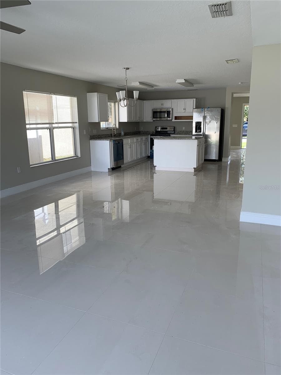 Single Family Residence at 1953 KIMLYN CIR, KISSIMMEE, photo 3 of 8