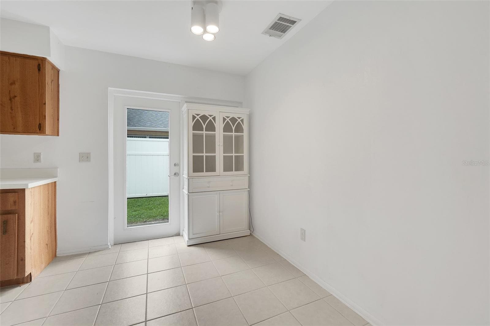 Single Family Residence at 2847 SUNBRANCH DRIVE, ORLANDO, photo 10 of 26