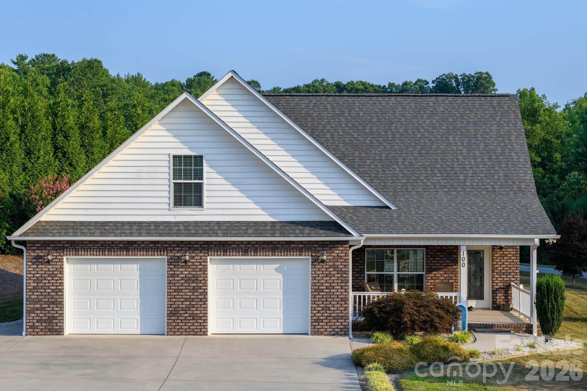 Single Family Residence at 100 Rivercliff Drive, Hudson, photo 2 of 48