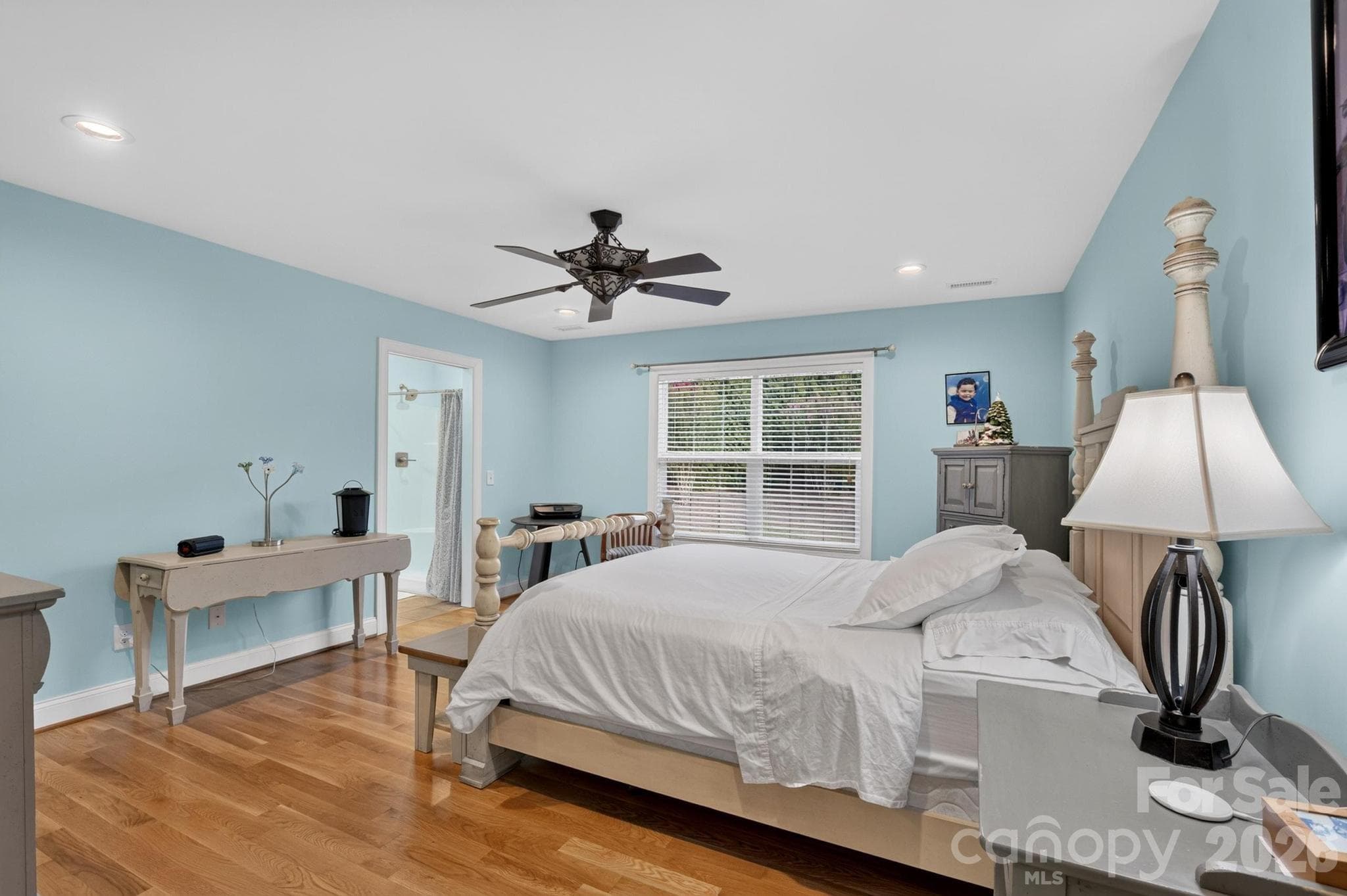 Single Family Residence at 100 Rivercliff Drive, Hudson, photo 23 of 48