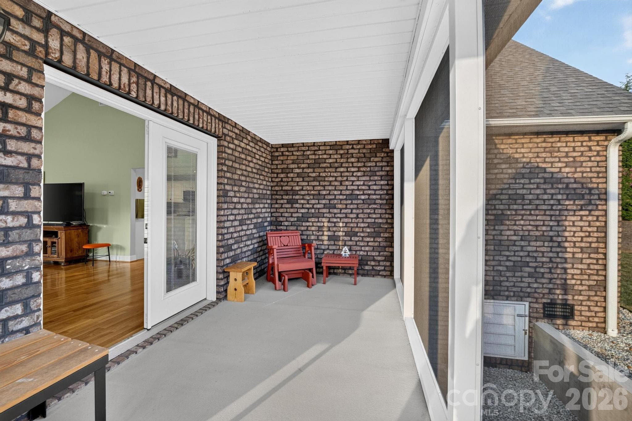 Single Family Residence at 100 Rivercliff Drive, Hudson, photo 37 of 48
