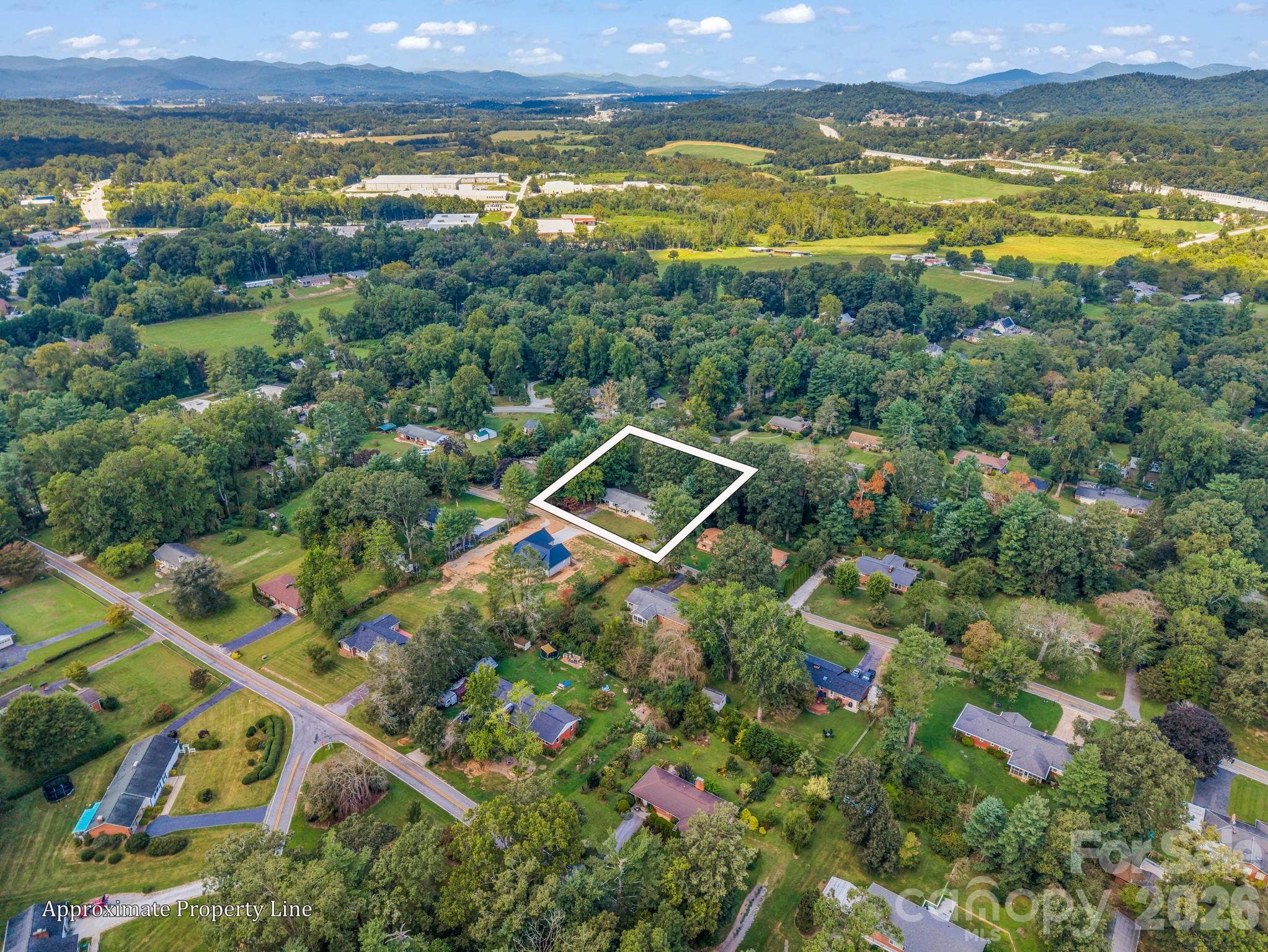 Single Family Residence at 3208 Florida Drive, Hendersonville, photo 28 of 32