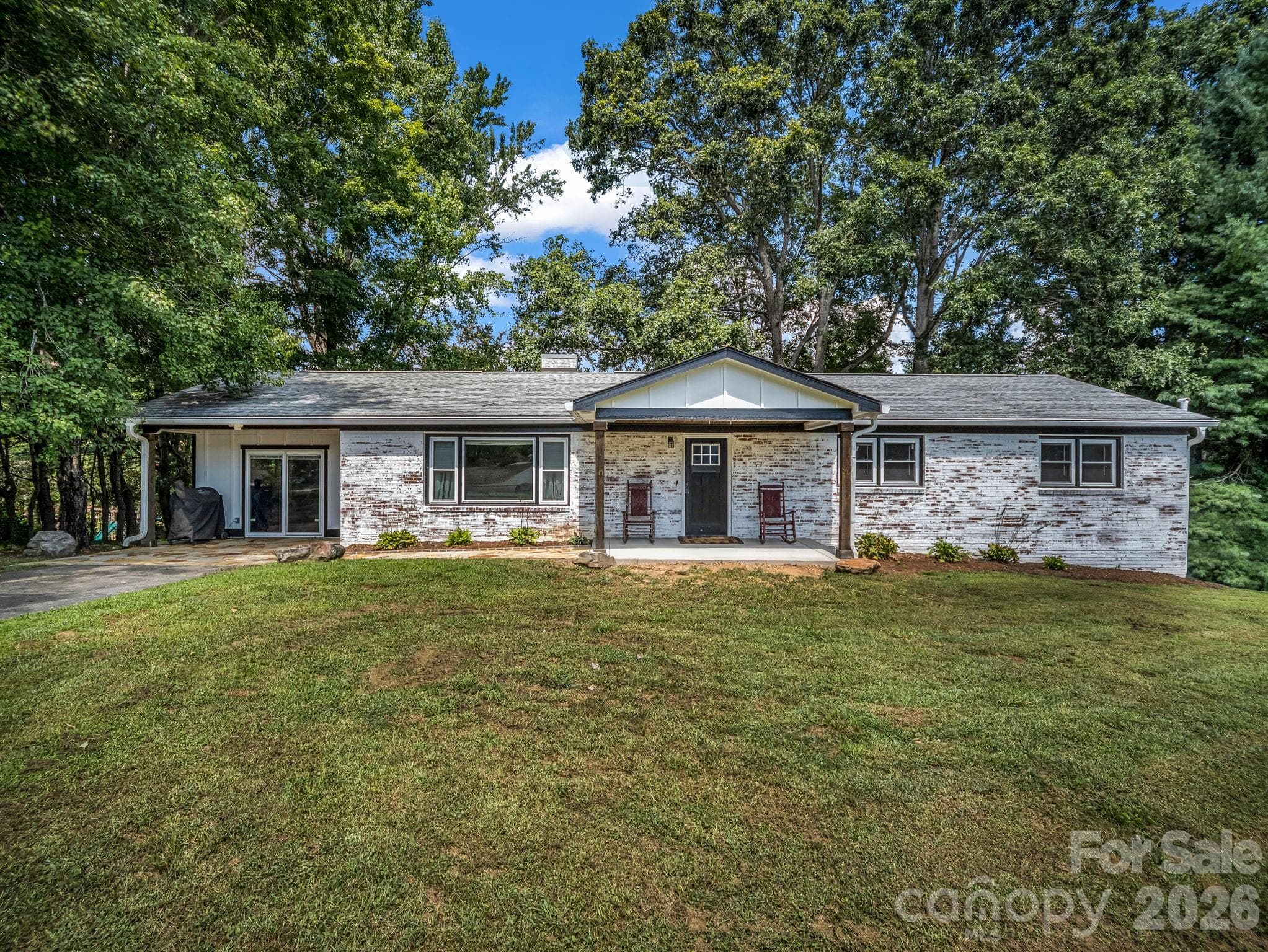 Single Family Residence at 3208 Florida Drive, Hendersonville, photo 30 of 32