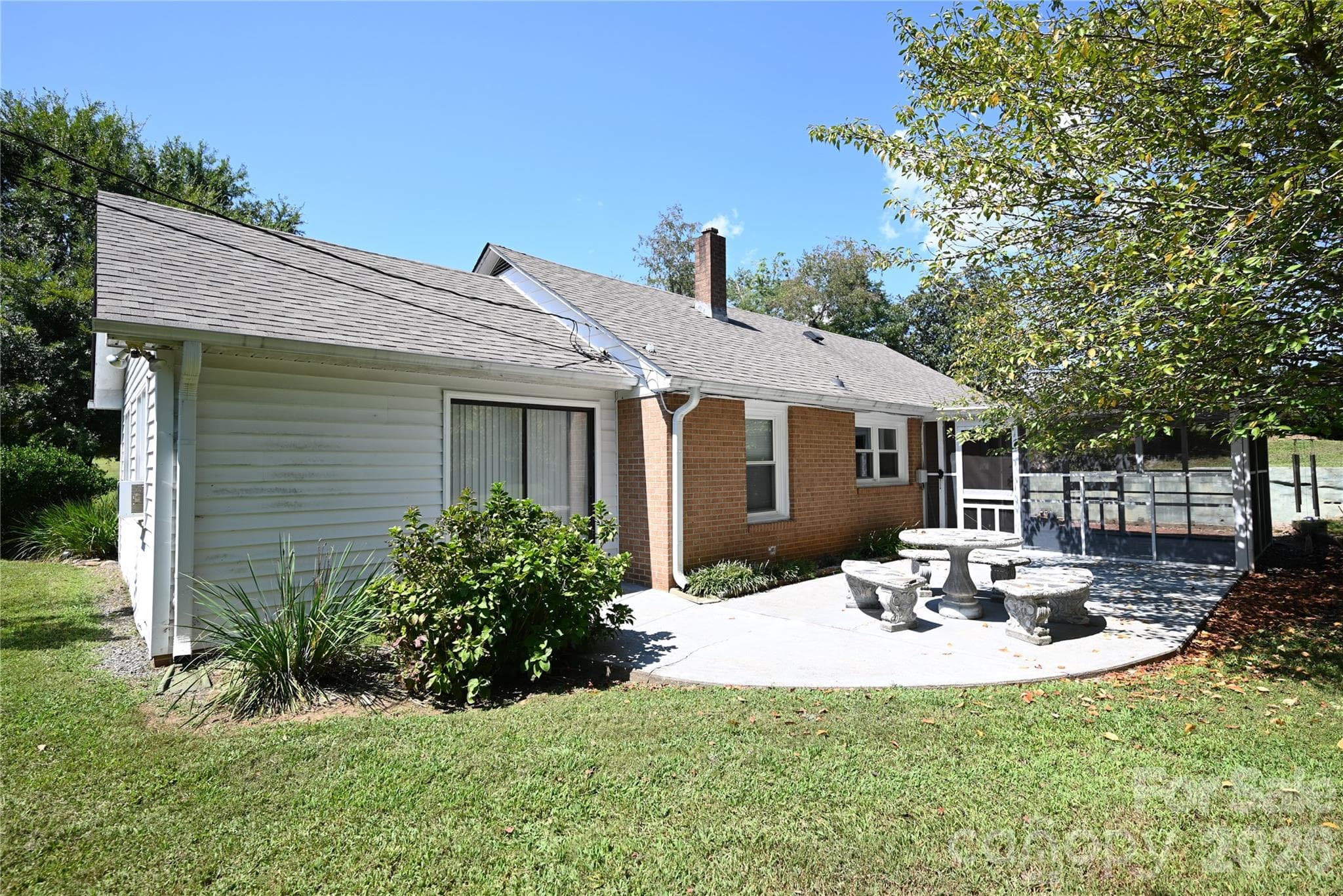 Single Family Residence at 105 Owens Avenue NE, Drexel, photo 4 of 38
