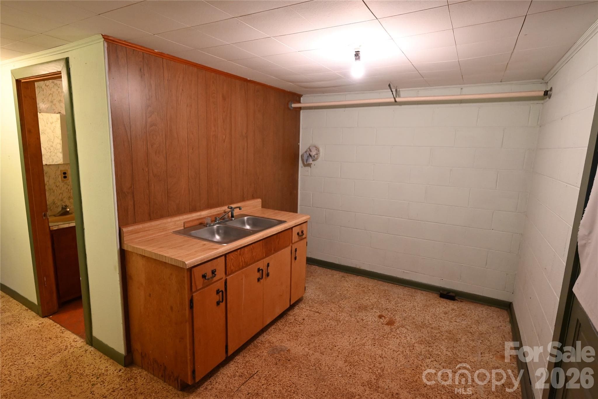 2nd LQ sink/kitchen area - 105 Owens Avenue NE, Drexel