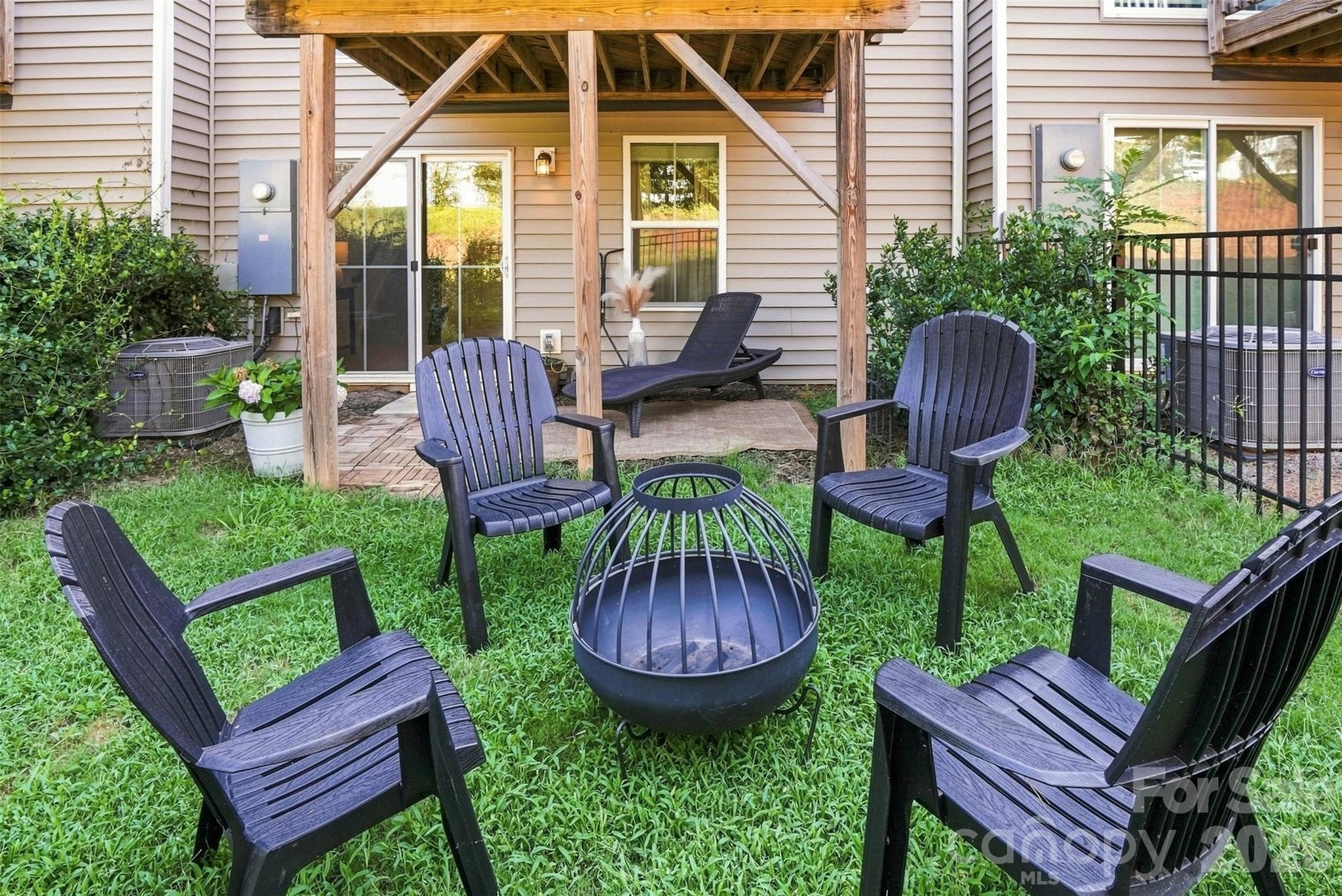 Townhouse at 2586 Grantham Place Drive, Fort Mill, photo 17 of 40