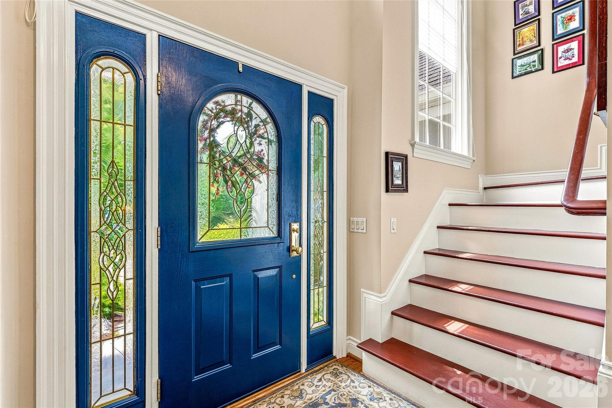 Single Family Residence at 11 Tiverton Lane, Asheville, photo 3 of 33