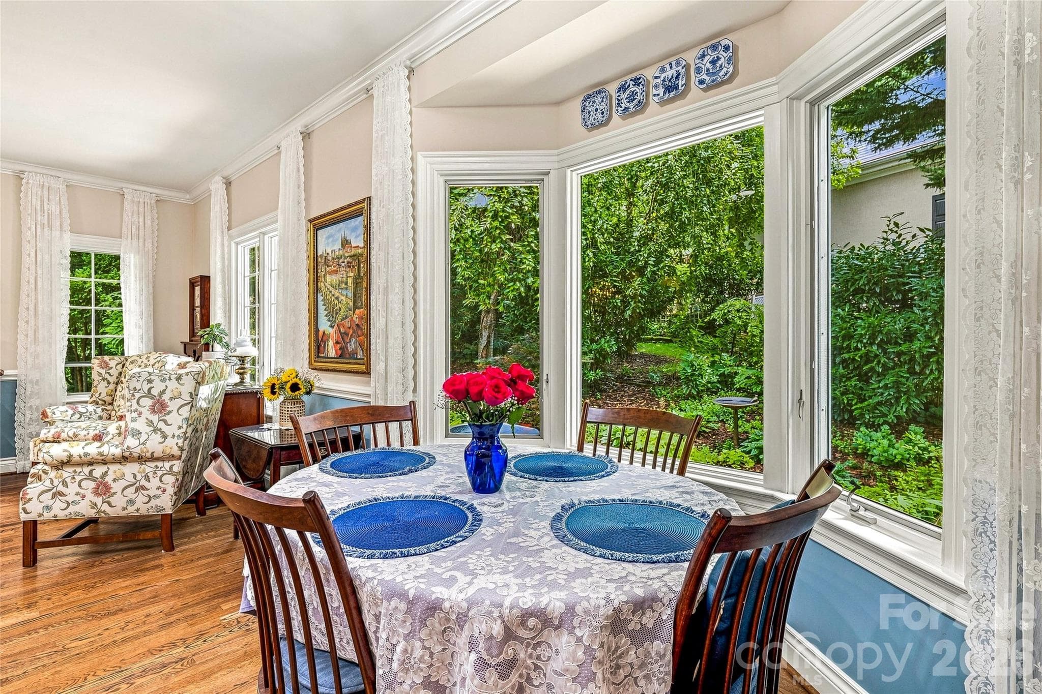 Single Family Residence at 11 Tiverton Lane, Asheville, photo 10 of 33