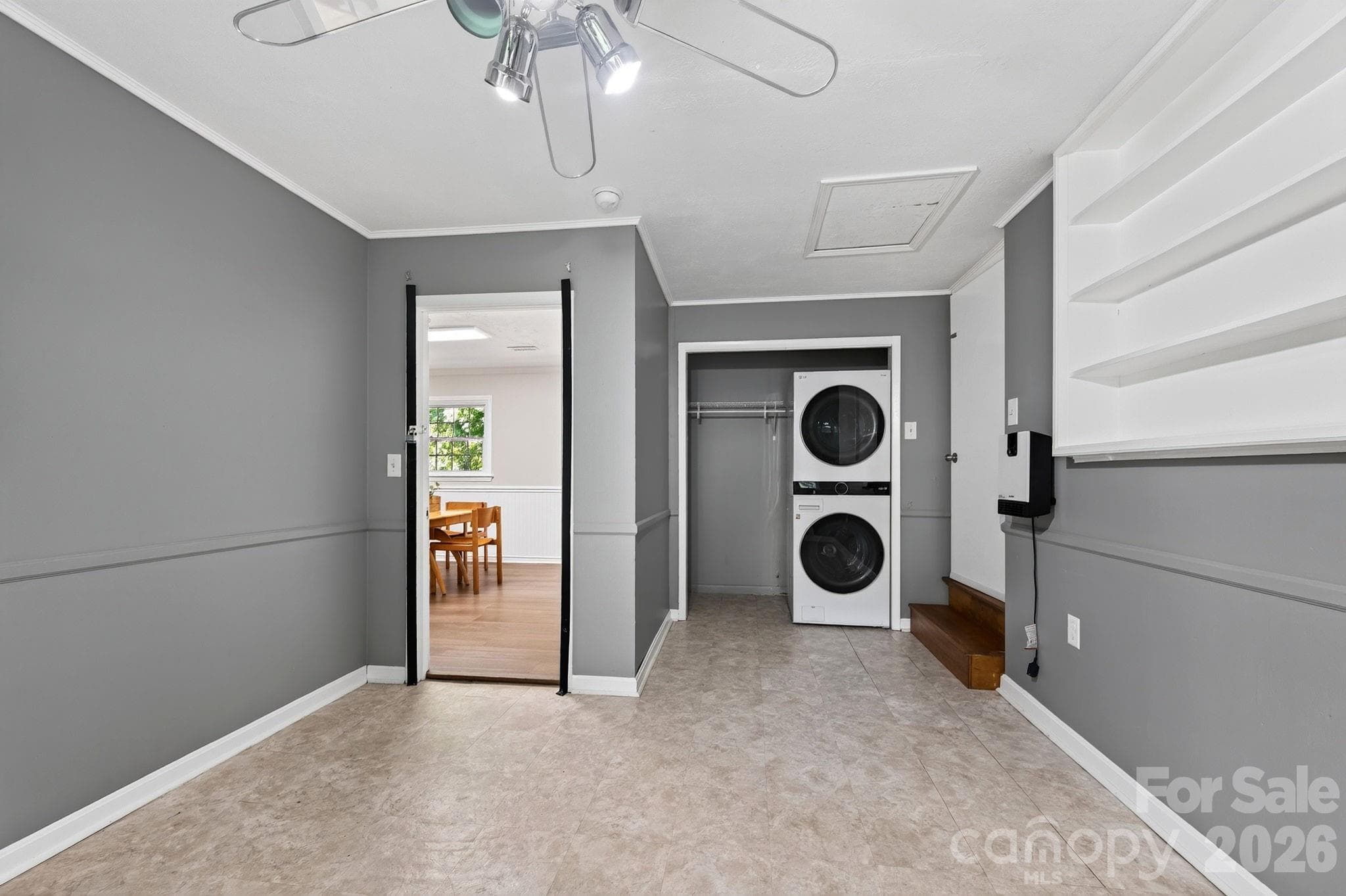 2nd Living Quarters has it's own washer and dryer - 2 Independence Boulevard, Asheville