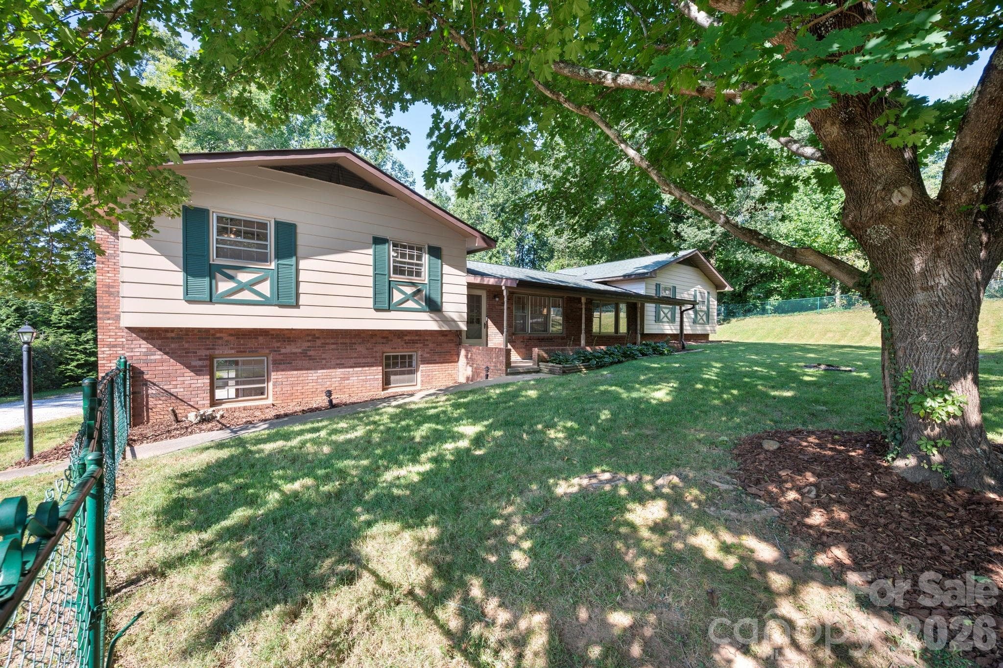 Fully fenced front yard - 2 Independence Boulevard, Asheville