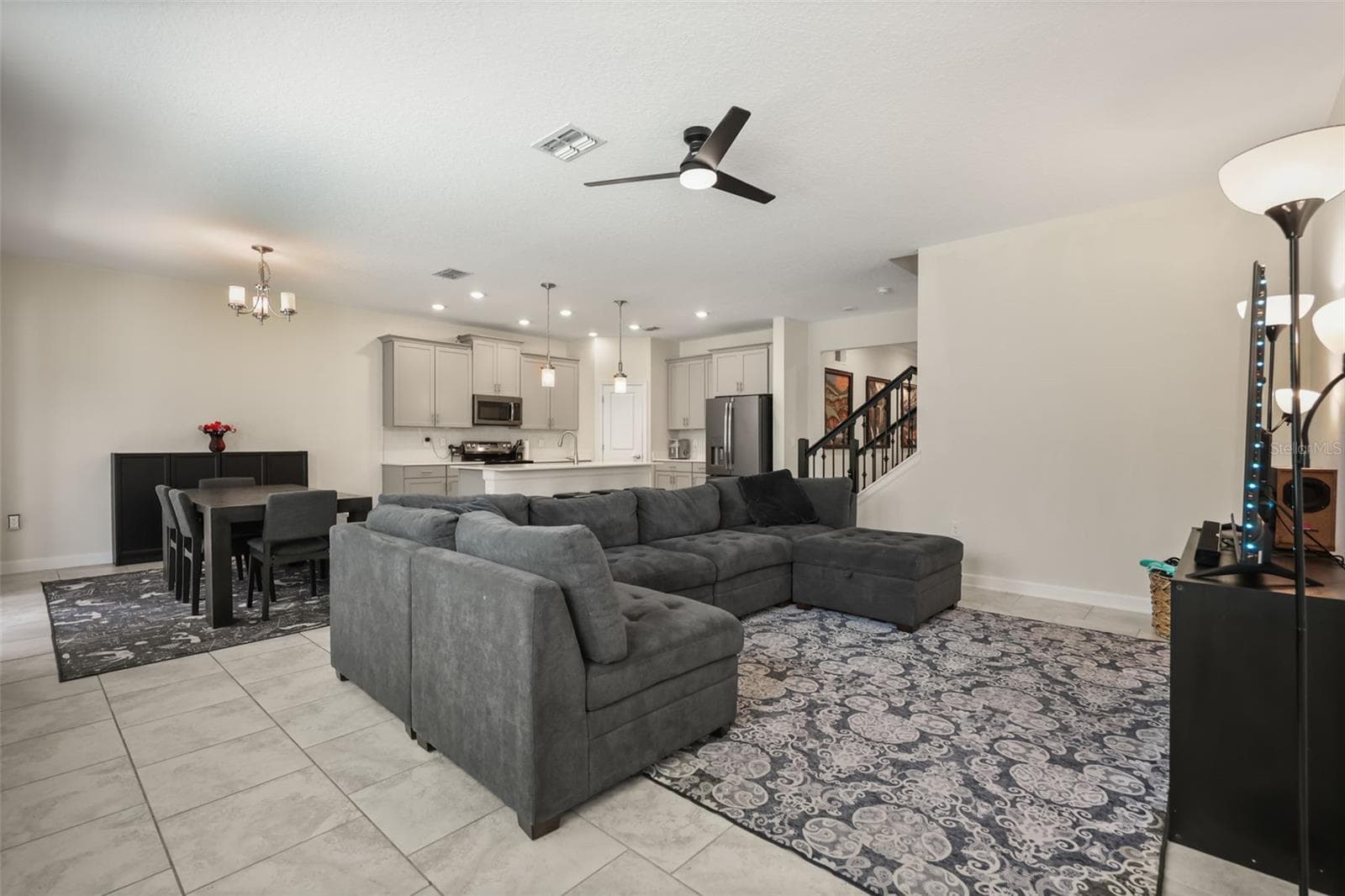 Single Family Residence at 512 WESTCHESTER CT, DAVENPORT, photo 11 of 72