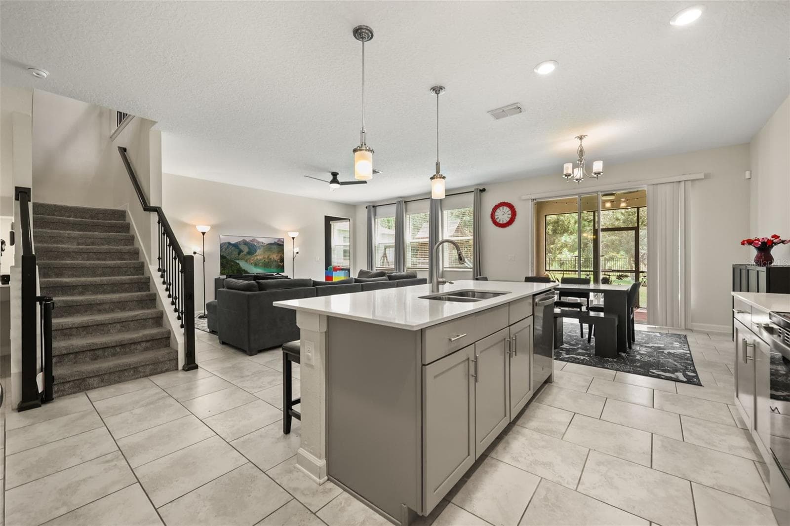 Single Family Residence at 512 WESTCHESTER CT, DAVENPORT, photo 13 of 72