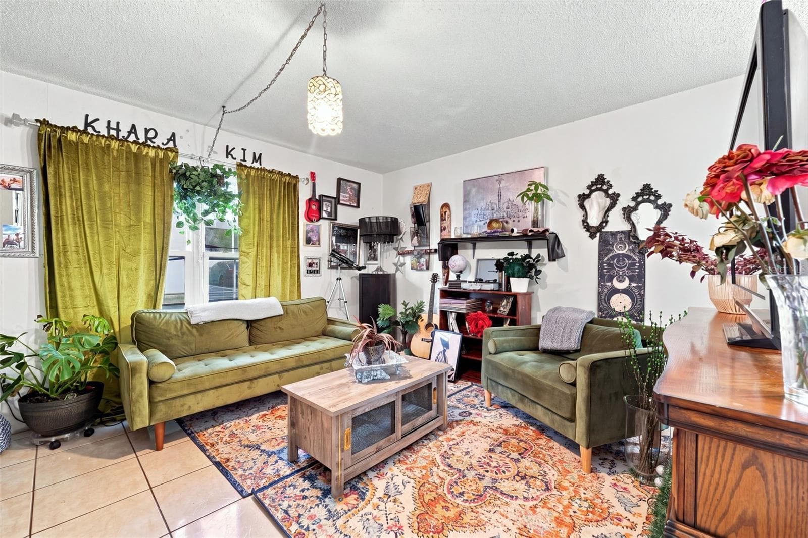 Living Room - 5709 TOWNHOUSE DR, NEW PORT RICHEY