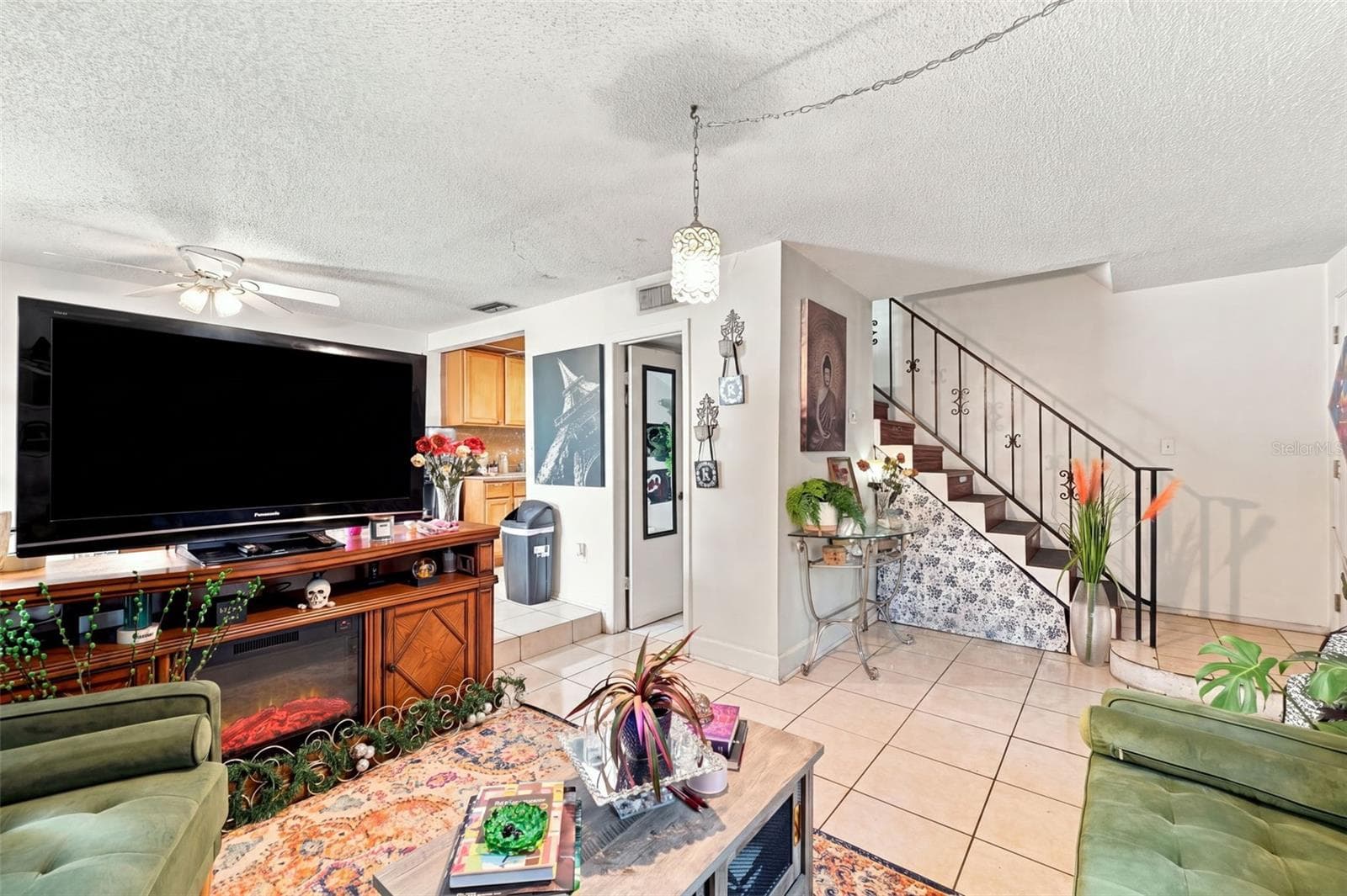 Living Room - 5709 TOWNHOUSE DR, NEW PORT RICHEY