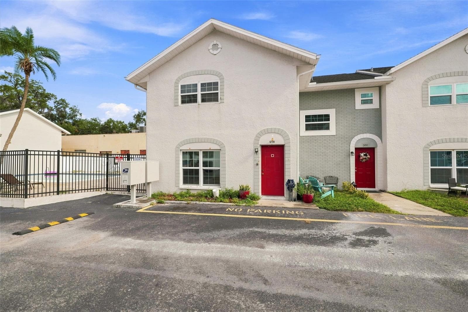 Front Exterior - 5709 TOWNHOUSE DR, NEW PORT RICHEY