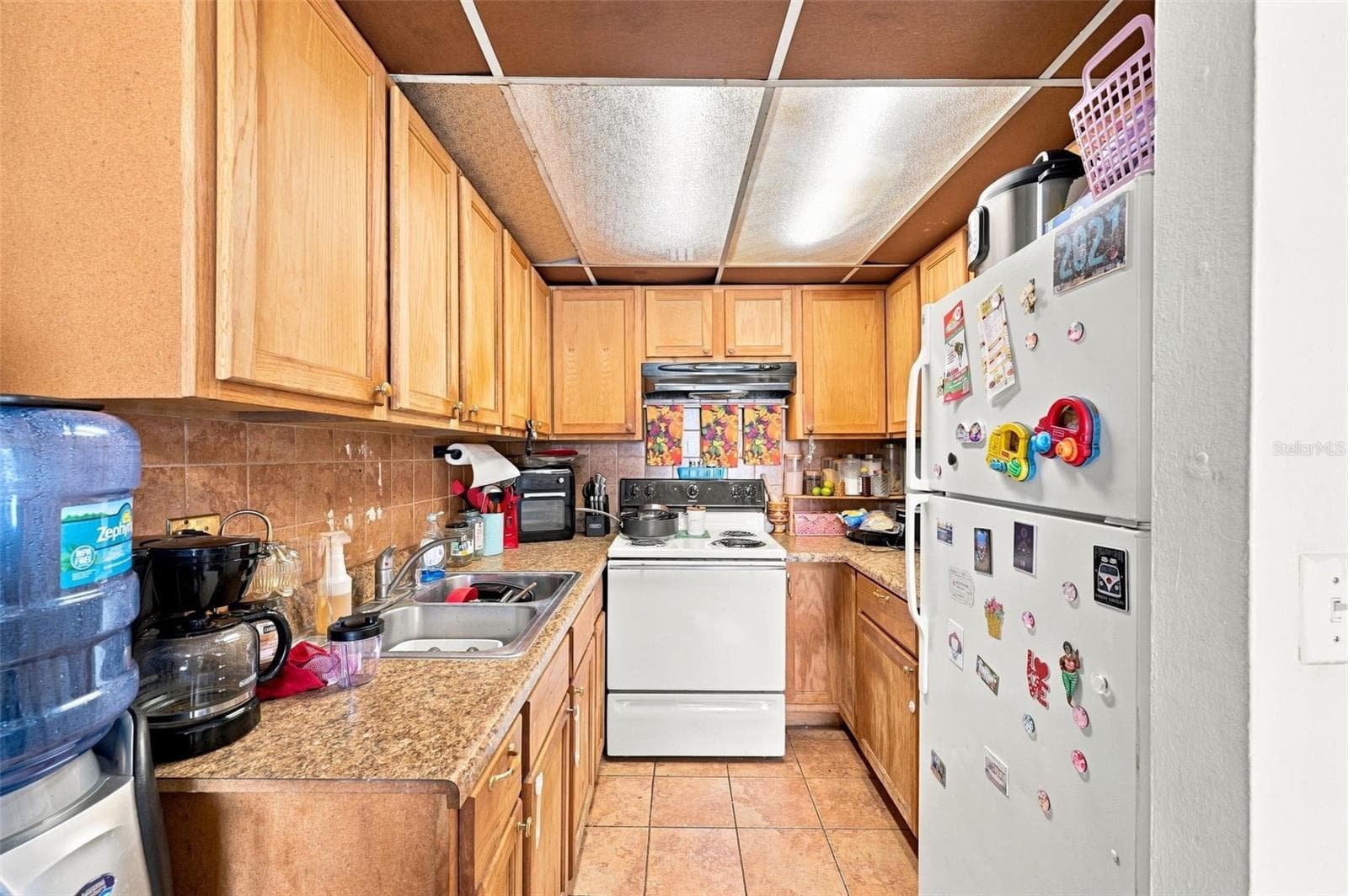 Kitchen - 5709 TOWNHOUSE DR, NEW PORT RICHEY