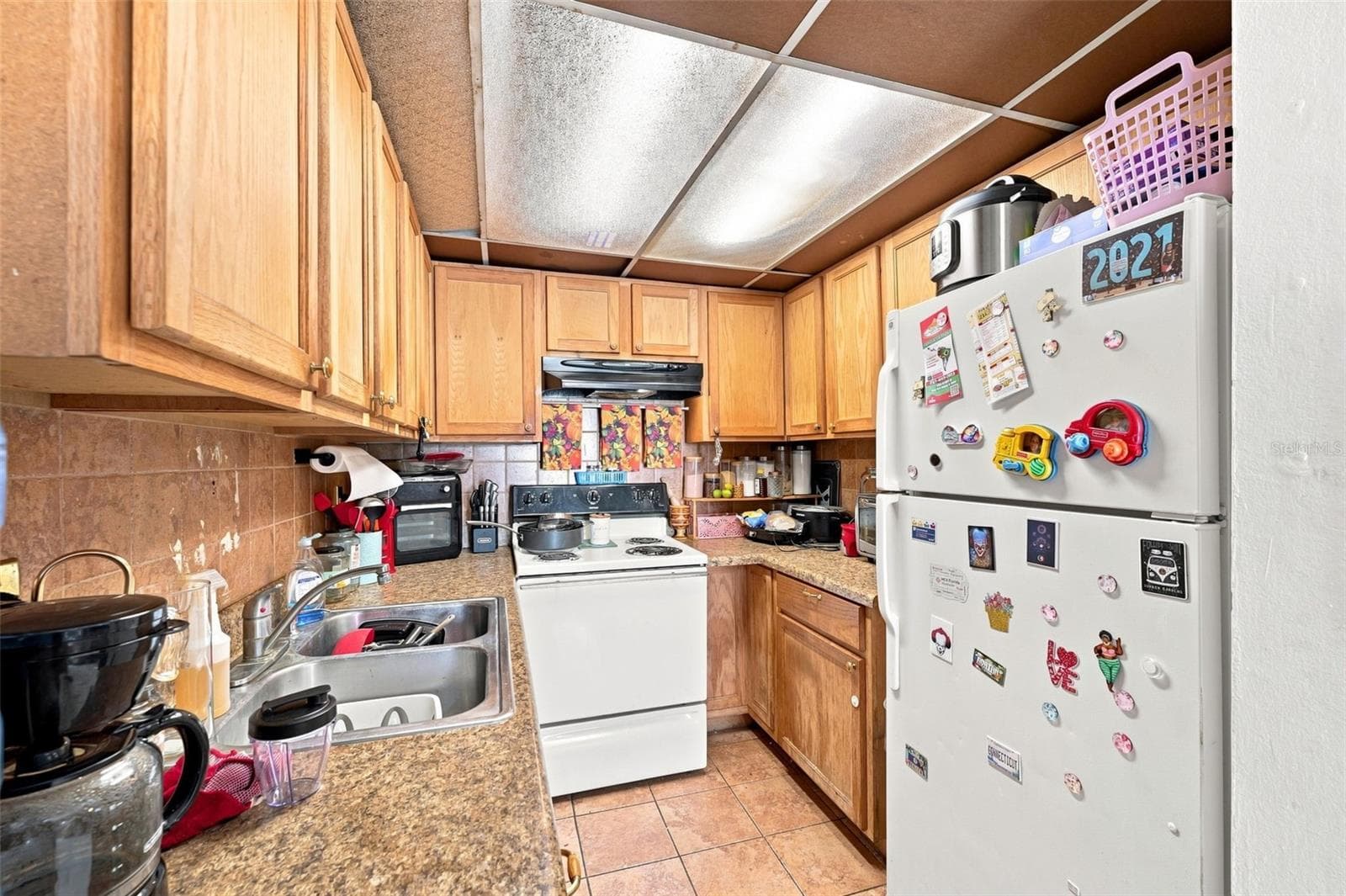 Kitchen - 5709 TOWNHOUSE DR, NEW PORT RICHEY