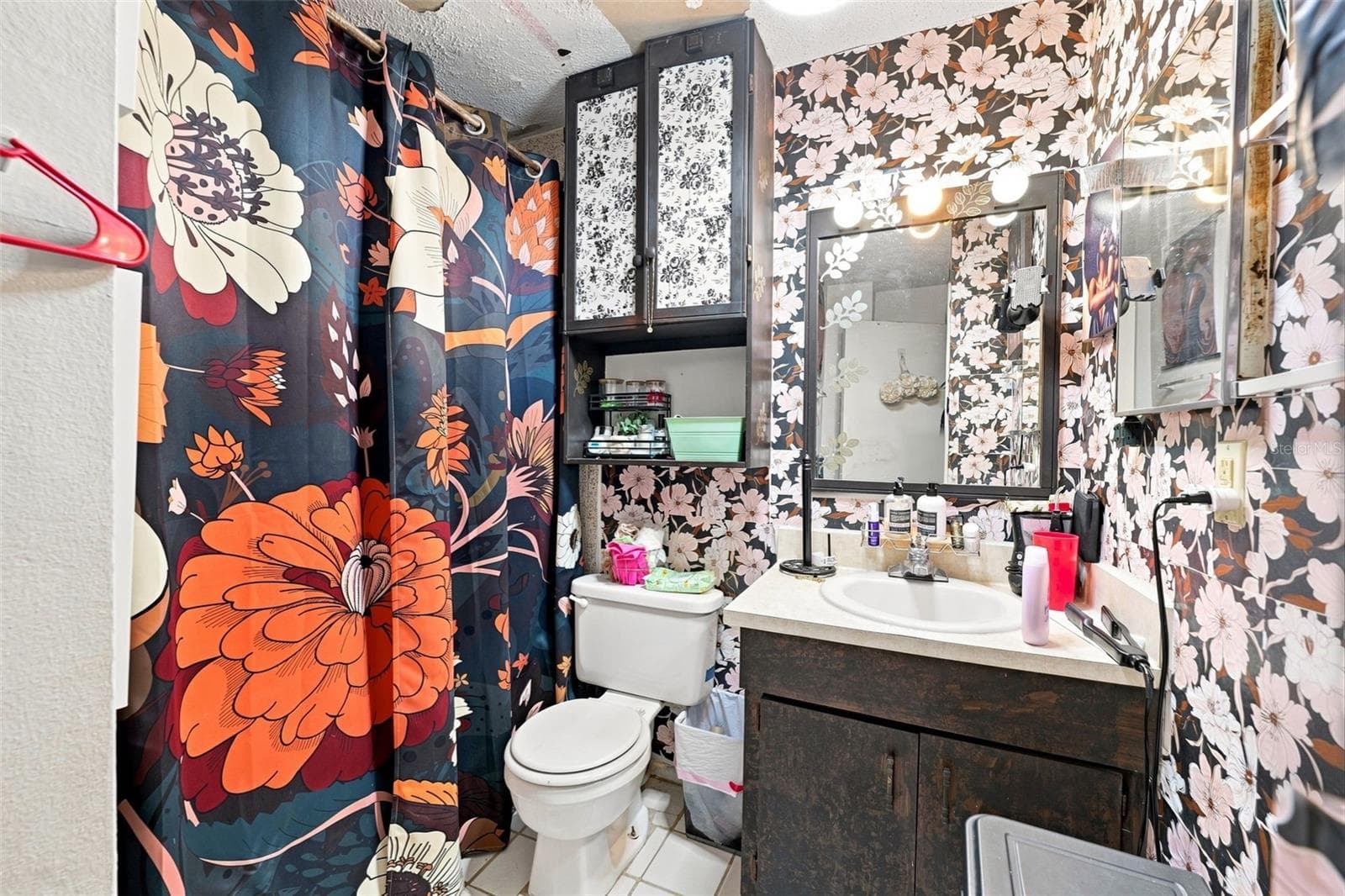 Bathroom 1 - 5709 TOWNHOUSE DR, NEW PORT RICHEY