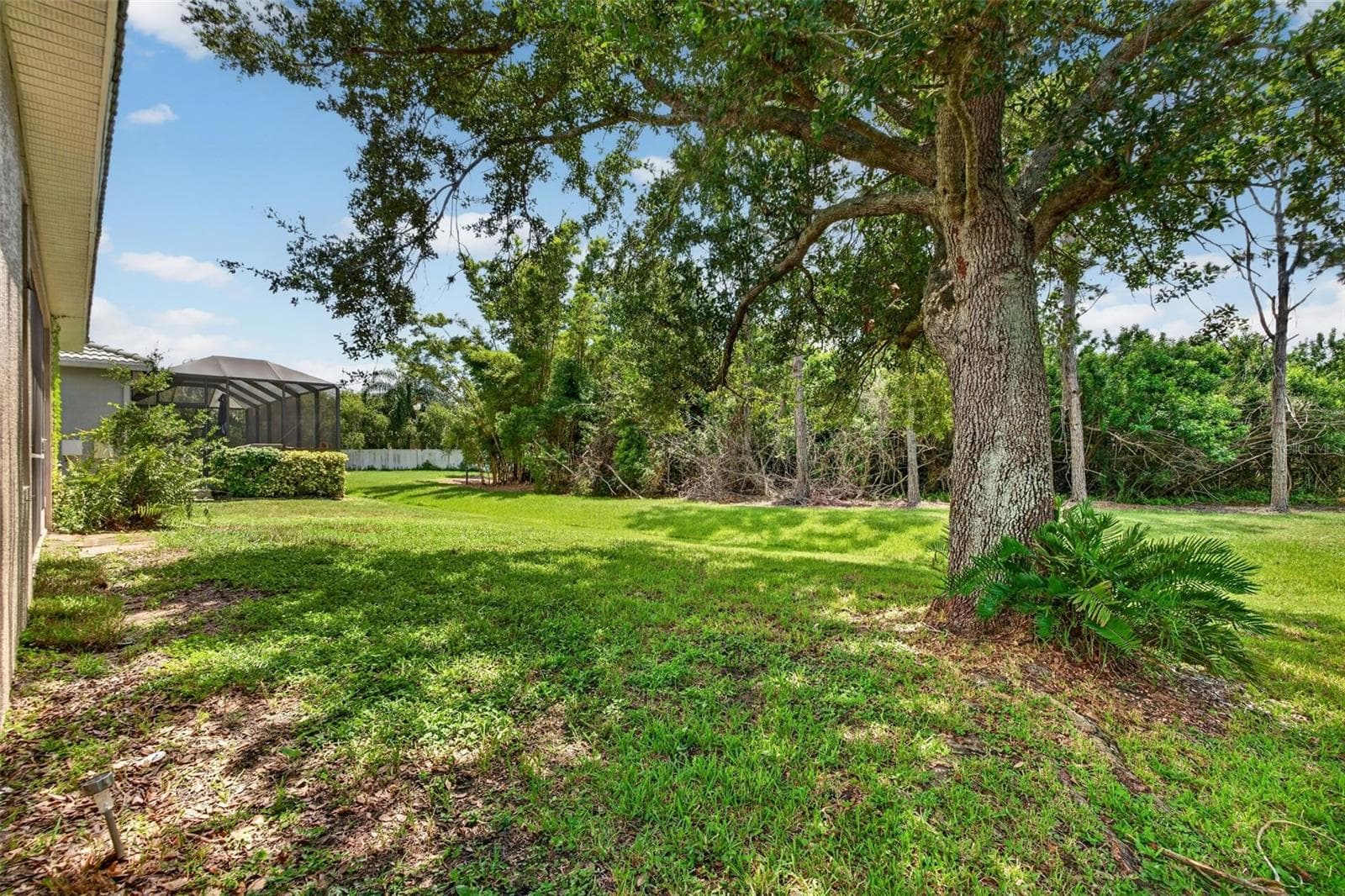 Single Family Residence at 6744 45TH TER E, BRADENTON, photo 17 of 42