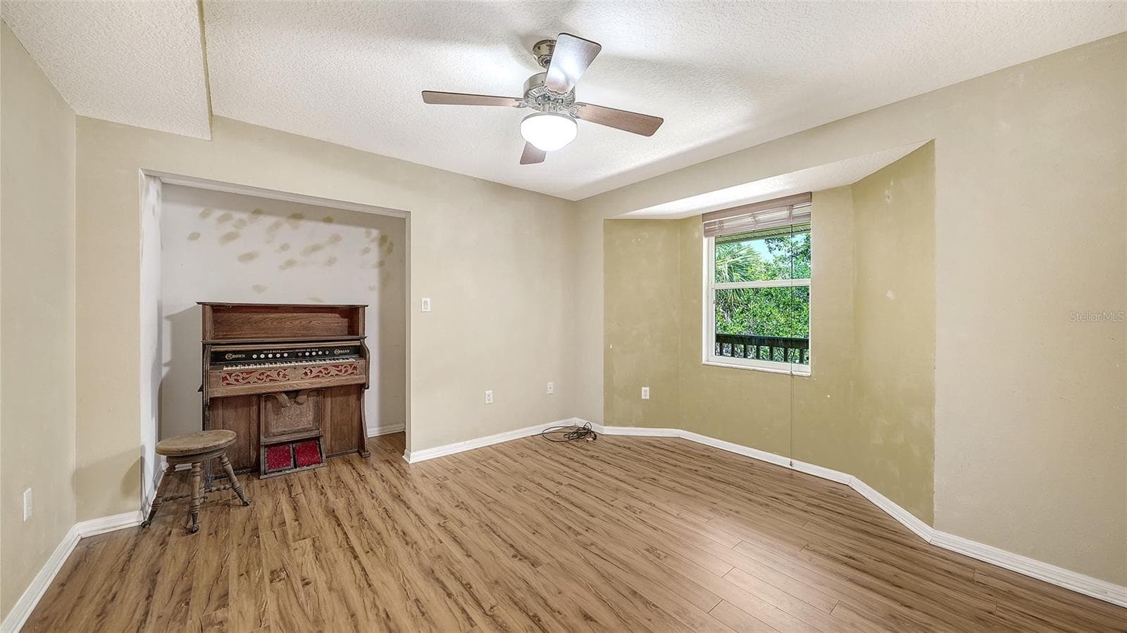 Single Family Residence at 2046 CORDES ST, OSPREY, photo 24 of 43