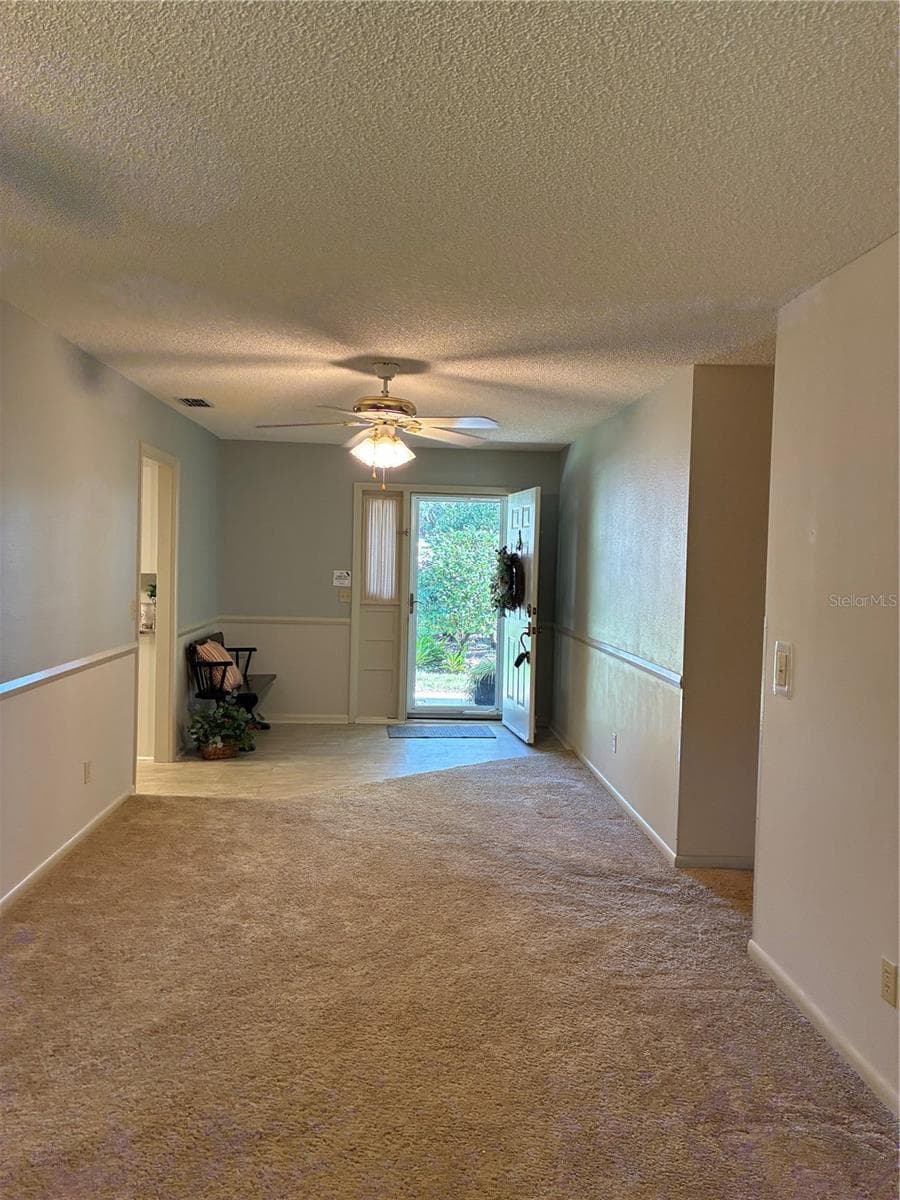 FOYER - 41 SPRING LN, HAINES CITY