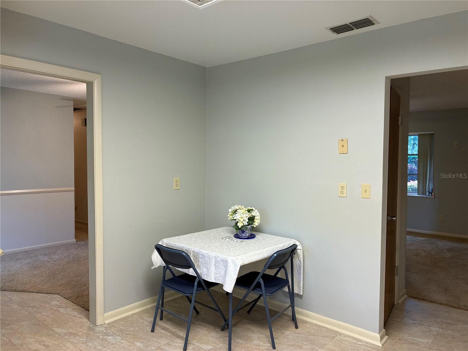EAT IN SPACE IN KITCHEN - 41 SPRING LN, HAINES CITY