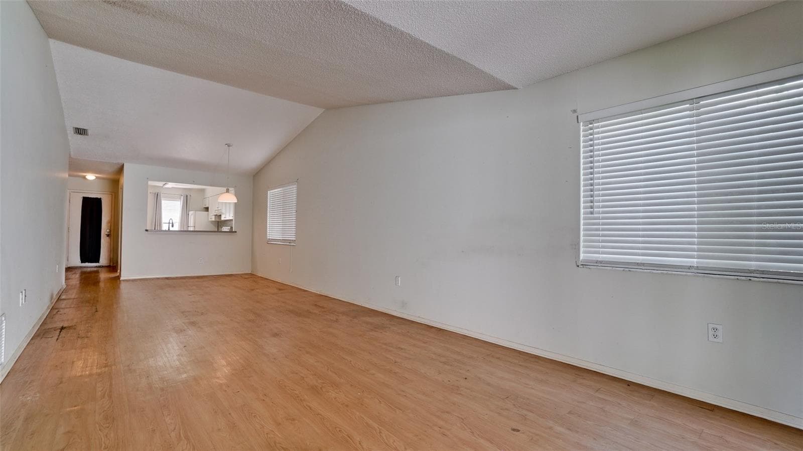 Condominium at 6019 27TH ST W #6019, BRADENTON, photo 5 of 17