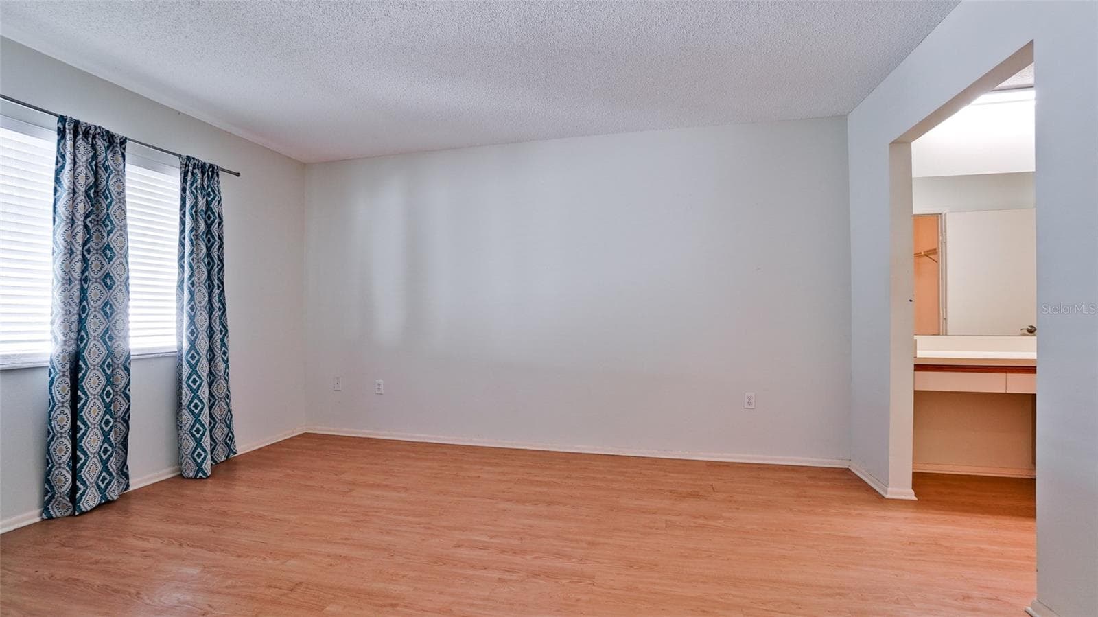 Condominium at 6019 27TH ST W #6019, BRADENTON, photo 6 of 17