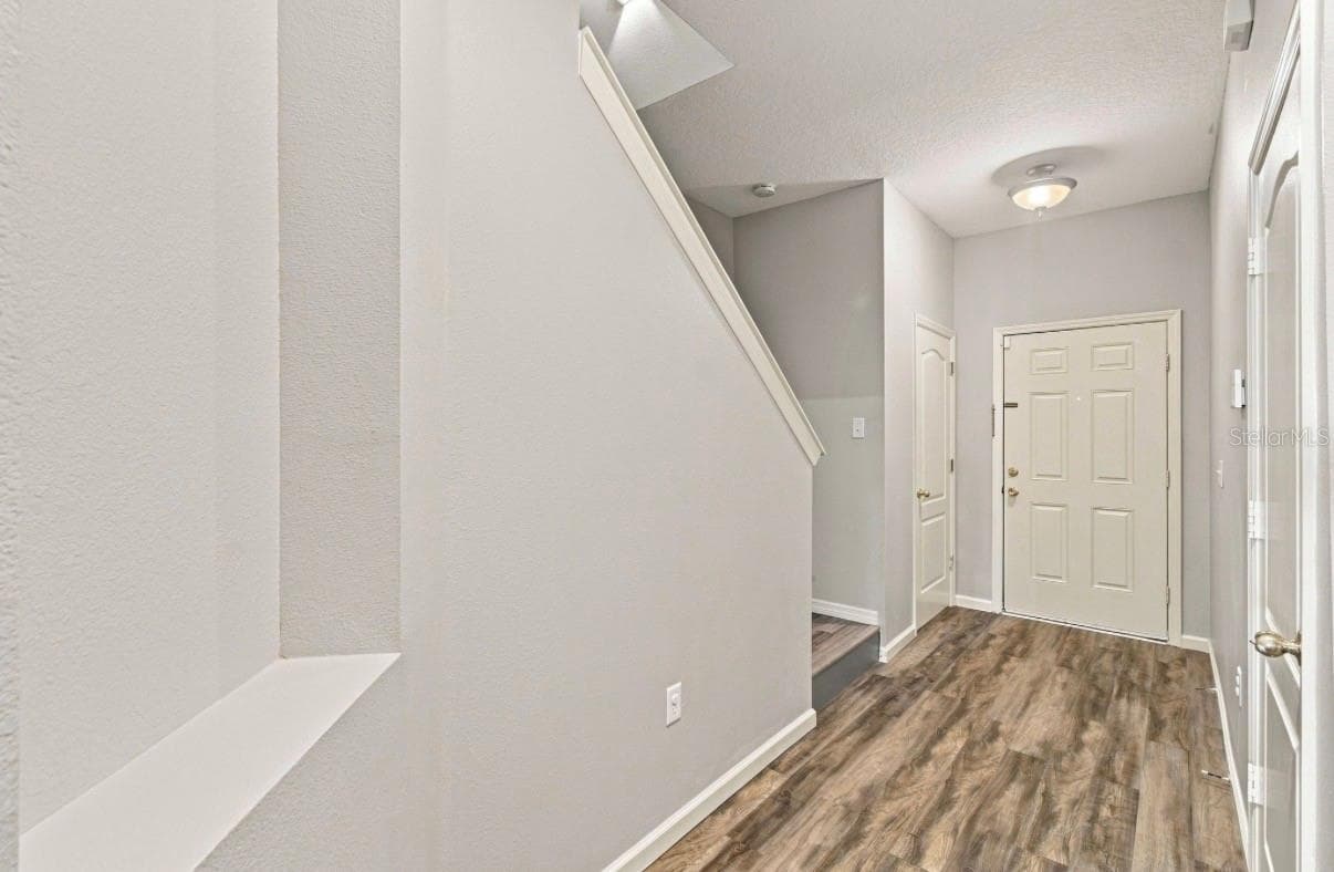 Townhouse at 9904 VENETIAN RIVER WAY, TAMPA, photo 11 of 64