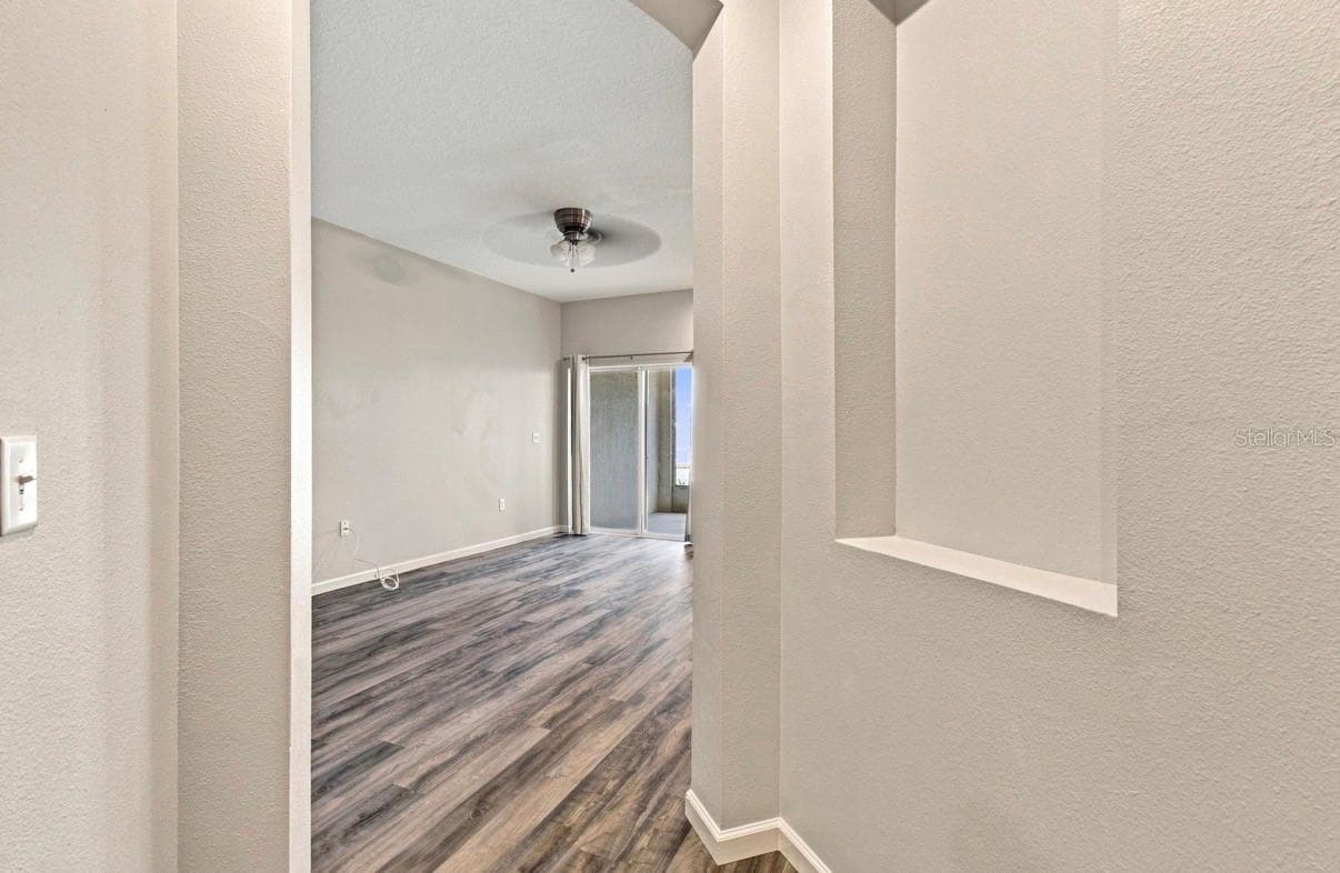 Townhouse at 9904 VENETIAN RIVER WAY, TAMPA, photo 16 of 64