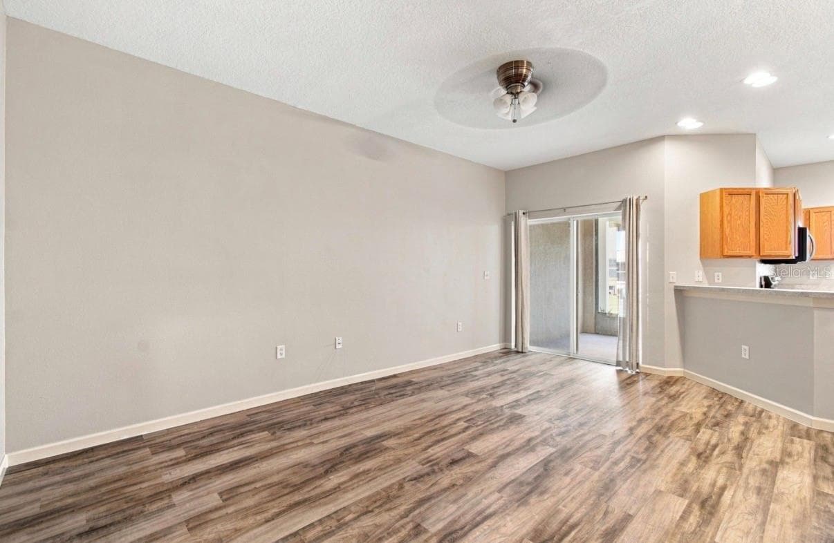 Townhouse at 9904 VENETIAN RIVER WAY, TAMPA, photo 17 of 64