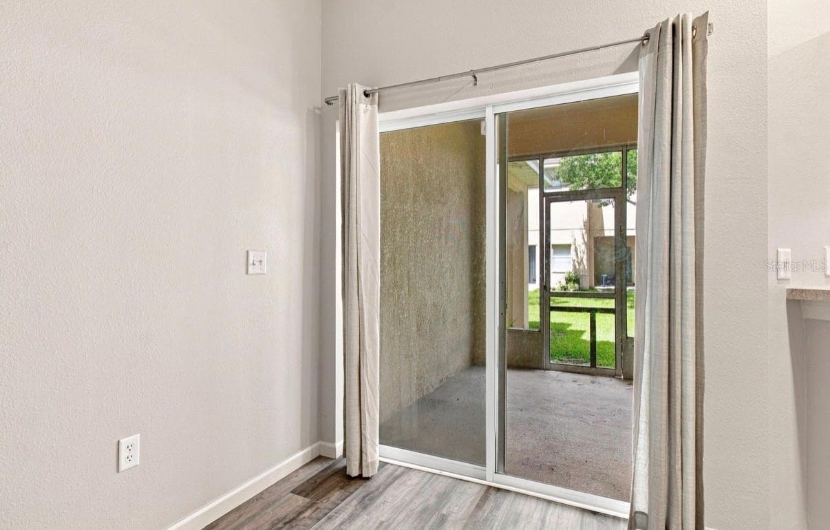 Townhouse at 9904 VENETIAN RIVER WAY, TAMPA, photo 23 of 64