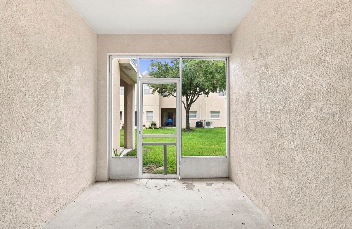 Townhouse at 9904 VENETIAN RIVER WAY, TAMPA, photo 50 of 64
