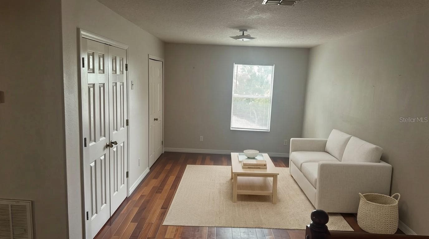 Single Family Residence at 219 HUNT ST, CLERMONT, photo 12 of 13