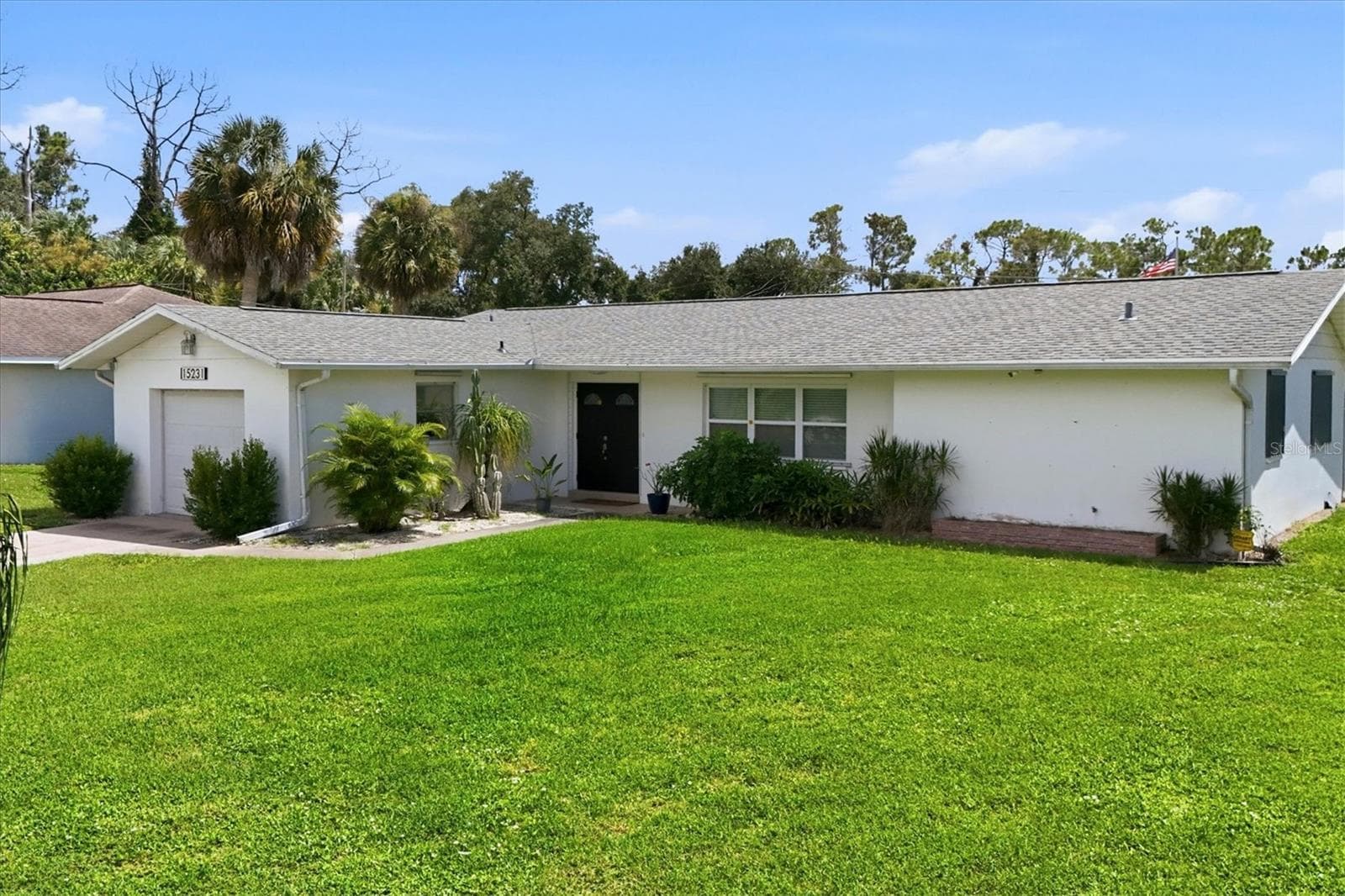 Single Family Residence at 15231 CHAMBERLAIN BLVD, PORT CHARLOTTE, photo 39 of 46