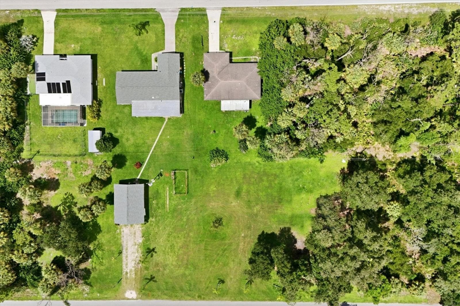Single Family Residence at 15231 CHAMBERLAIN BLVD, PORT CHARLOTTE, photo 42 of 46